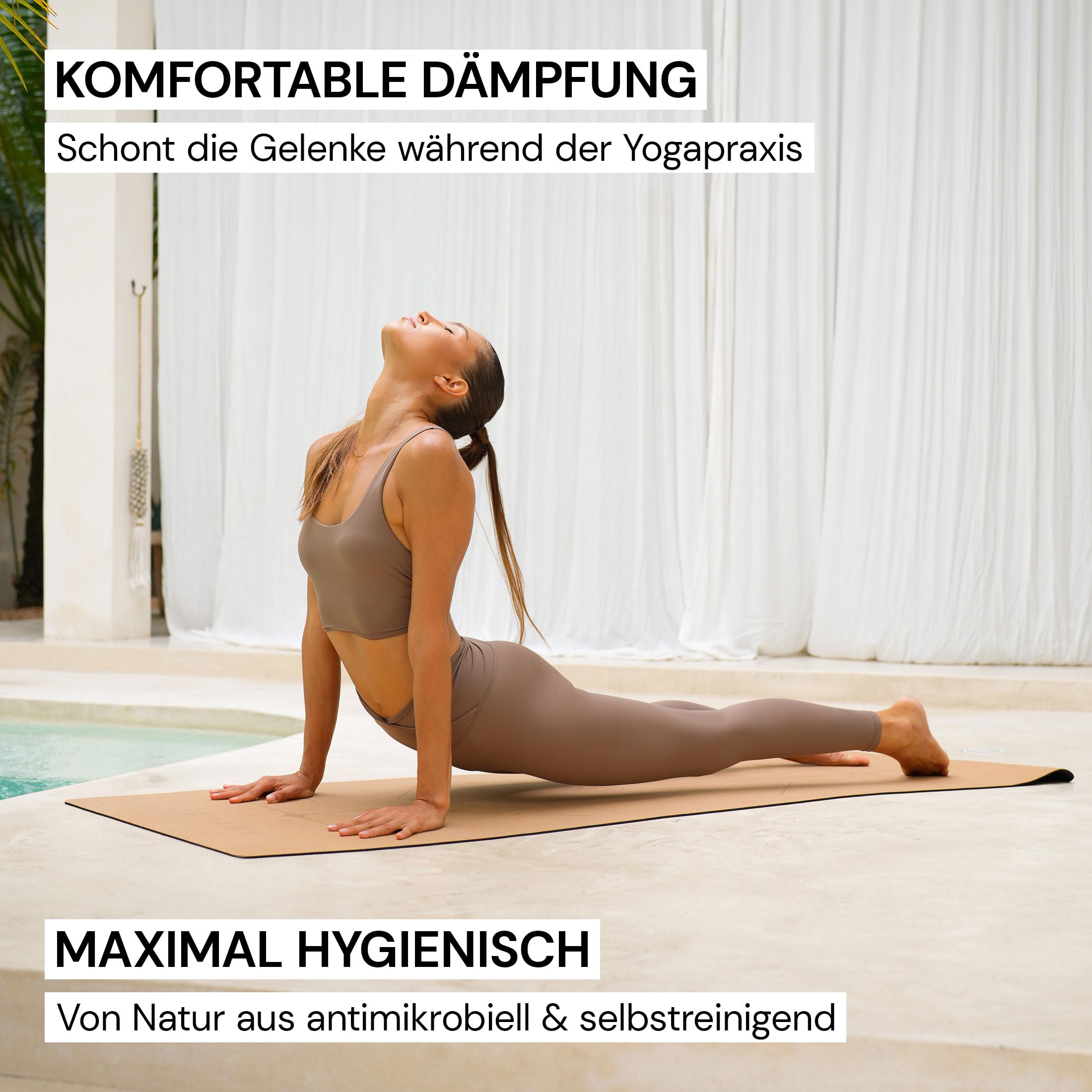 VEDARA® Kork Yogamatte – 66-80 cm breit – Extrem Rutschfeste Oberfläche – Mit Hilfslinien – Aus Kork & Naturkautschuk – Optimale Dämpfung