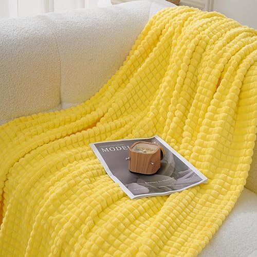 Miniatura 2 de Puncuntex Manta amarilla de 50 x 60 pulgadas, manta acogedora de franela súper suave con diseño de cuadrícula cuadrada jacquard 3D de lujo para sofá