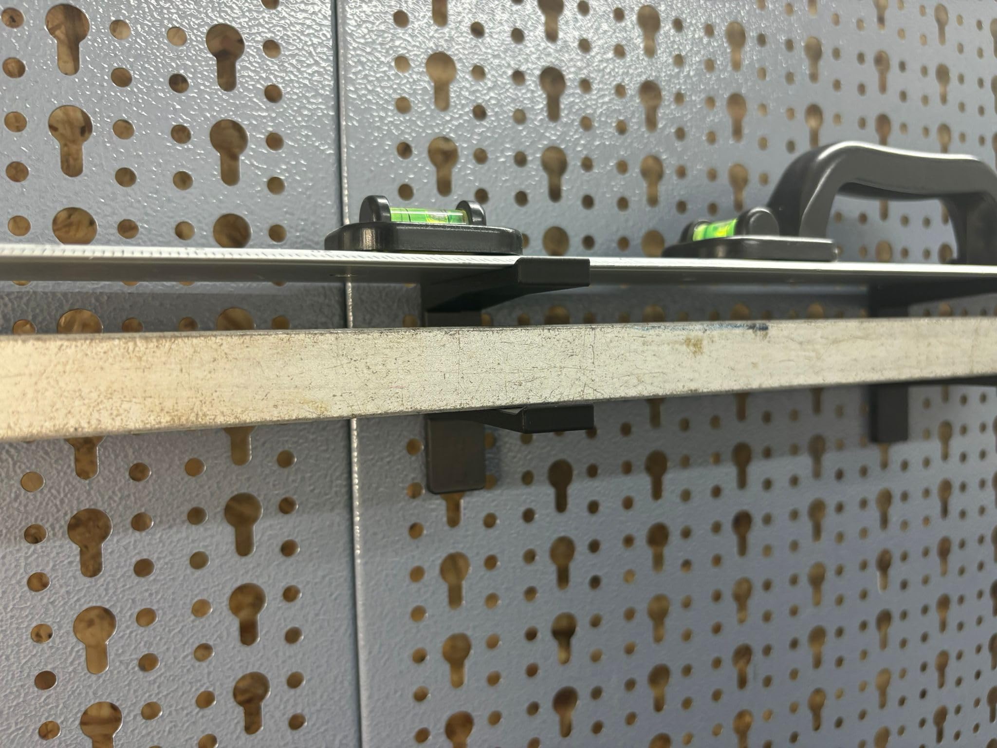 Supporto per livella a bolla per parete forata, adatto per parete forata Küpper e foro europeo da 45 mm, per pareti forate, supporto per sistema, accessori per parete forata