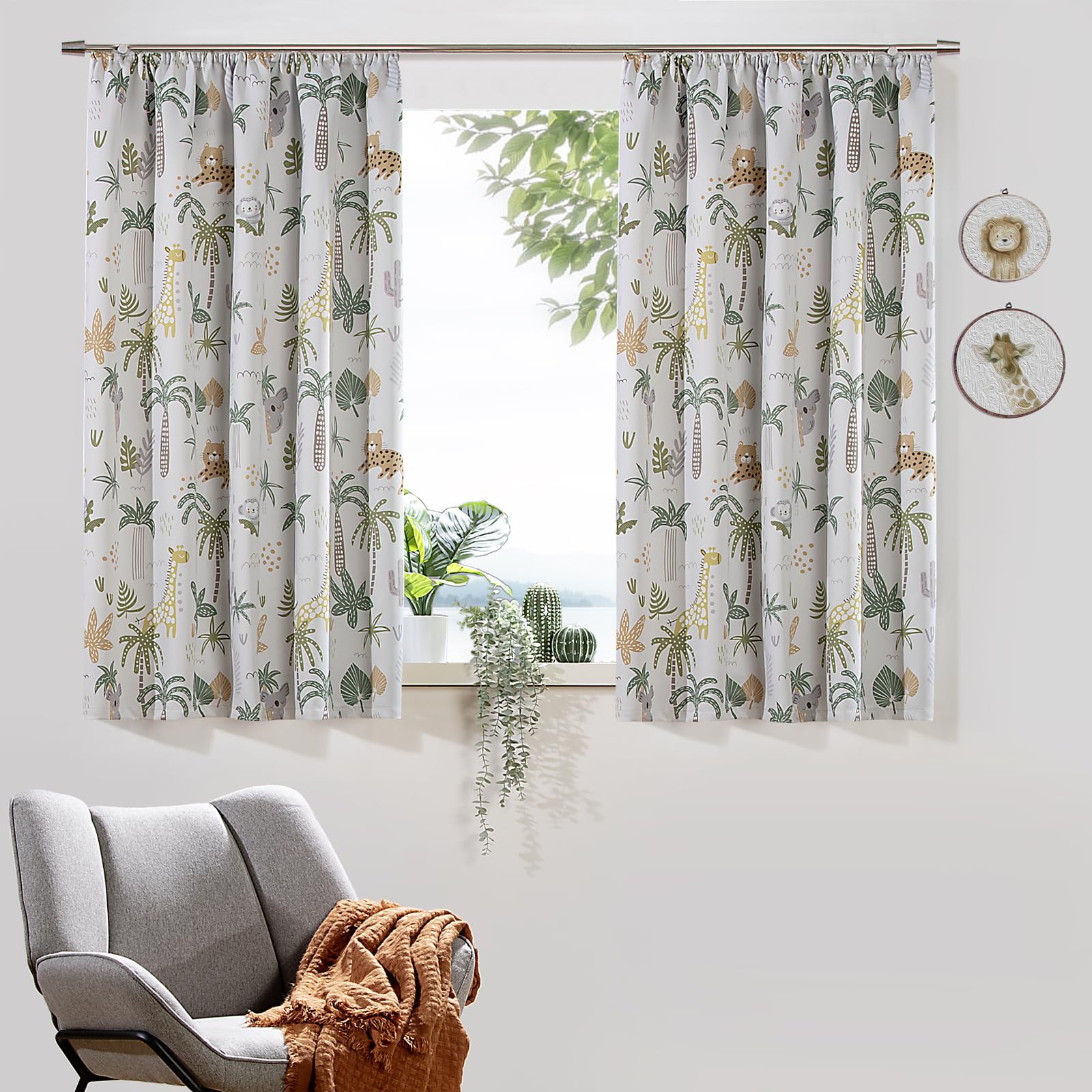 heimtexland Kinder Deko Vorhang 2er Set Verdunkelungsgardinen Kinderzimmer Thermo-Gardine Sonnenschutz Kälteisolierend verdunkelnd Typ922 Safari Bandschal HxB 175x135 cm