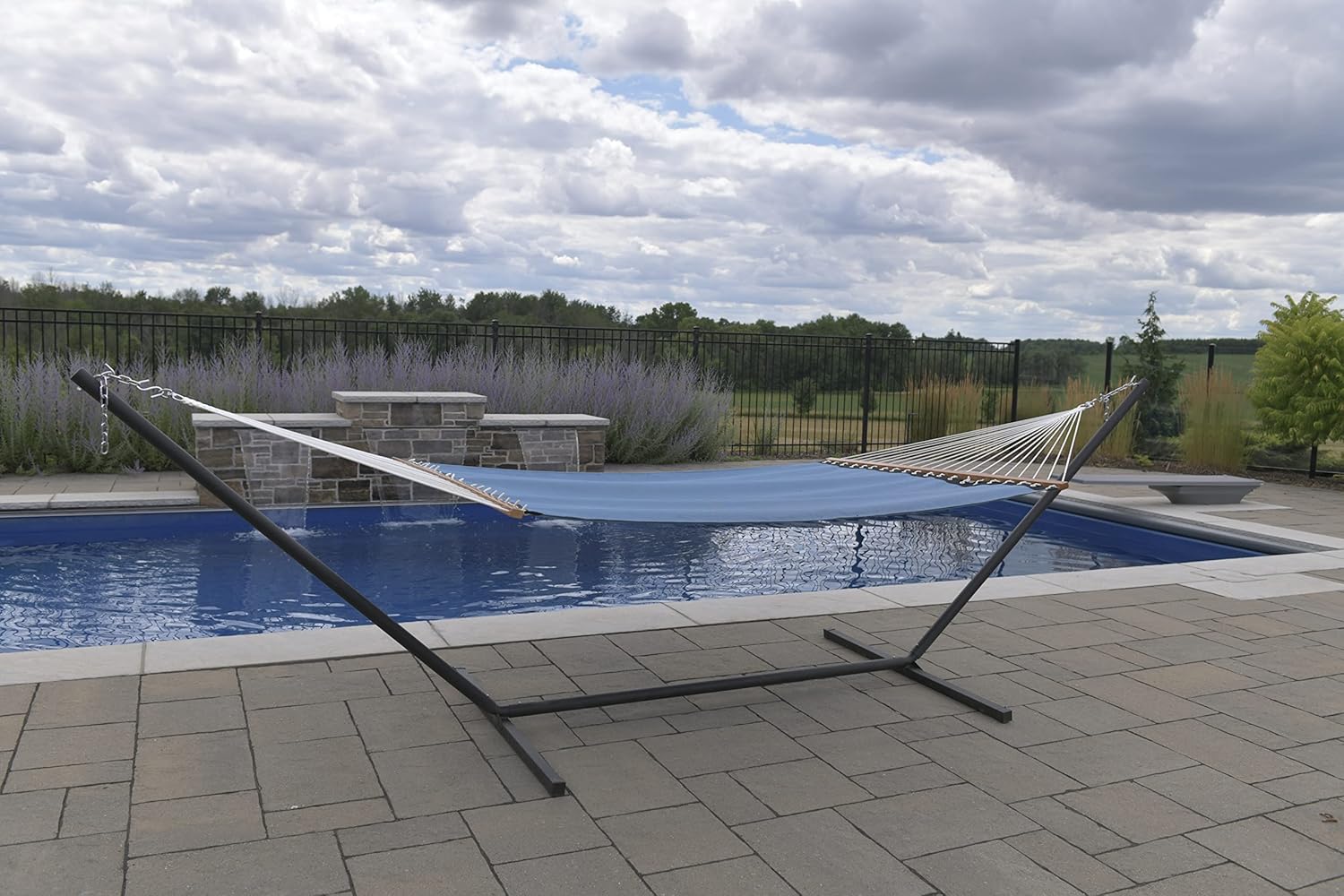 Vivere Quick-Drying Phifertex Fade Resistant Double Poolside Hammock with Spreader Bars (Cape Cod)