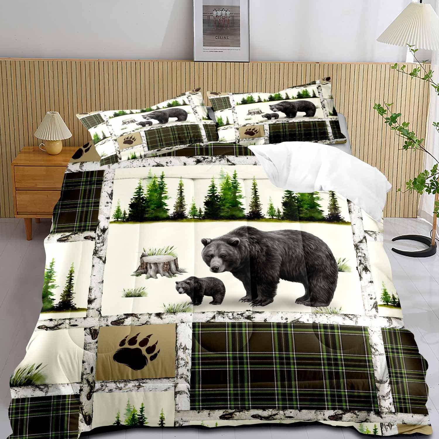 LUVIVIHOME 3PCS Rustic Cabin Bedding, Black Bear Comforter Set Queen Size, Country Lodge Farmhouse Forest Animal Wildlife Hunting Log Cabin Bedroom Decor, Green Plaid Patchwork Quilt, 2 Pillow Shams