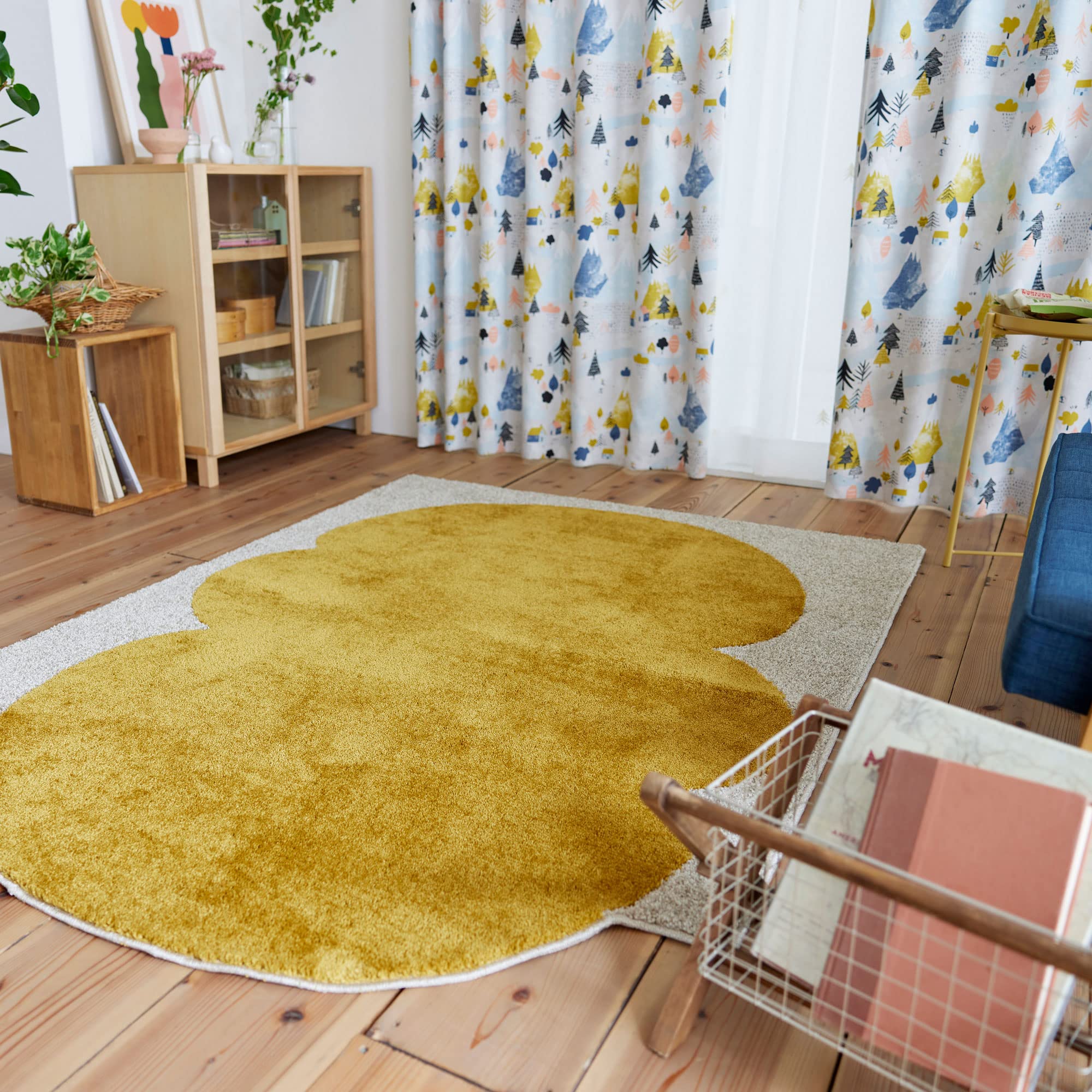 スミノエ デザインライフ カボチャクモラグ 約幅130×長さ185cm イエロー Amazon｜スミノエ(Suminoe) ラグ イエロー 130×185cm 防ダニ 滑り止め