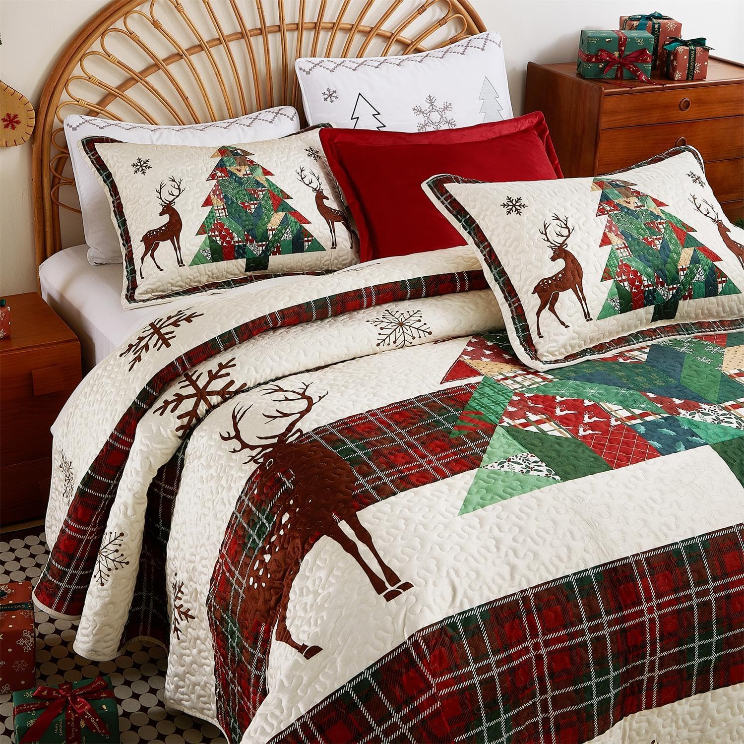 Cmfshape Velvet Christmas Quilt Queen Size-Cream Bedspread Comforter with Christmas Checkered Tree Pattern-Soft Lightweight Coverlet & Bedding Set-92"x96"