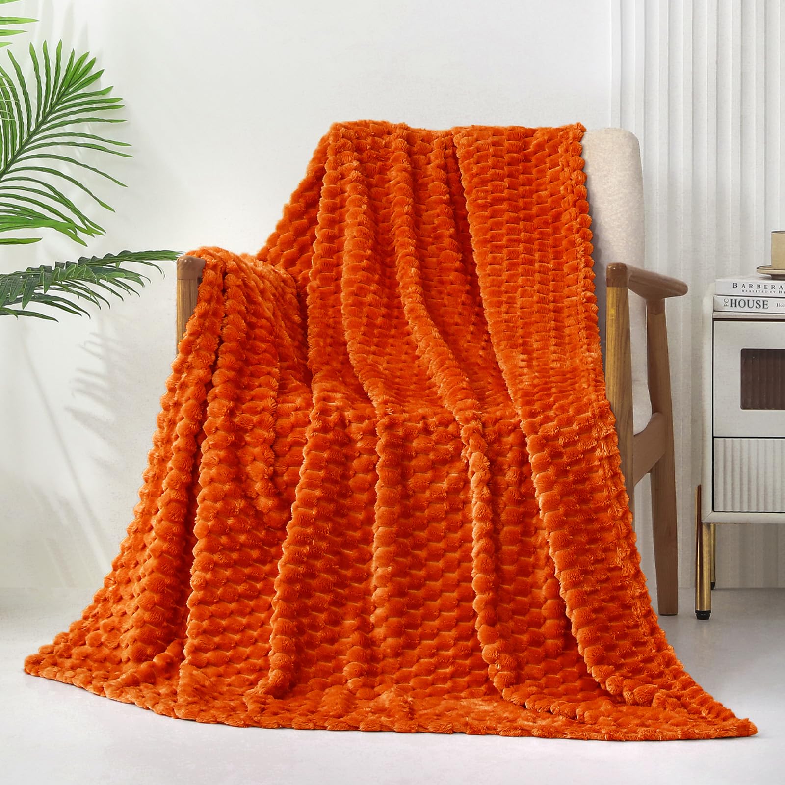 Exclusivo Mezcla Fleece Throw Blanket for Couch Extra Large Fuzzy Burnt Orange Bed Blankets - Image 2