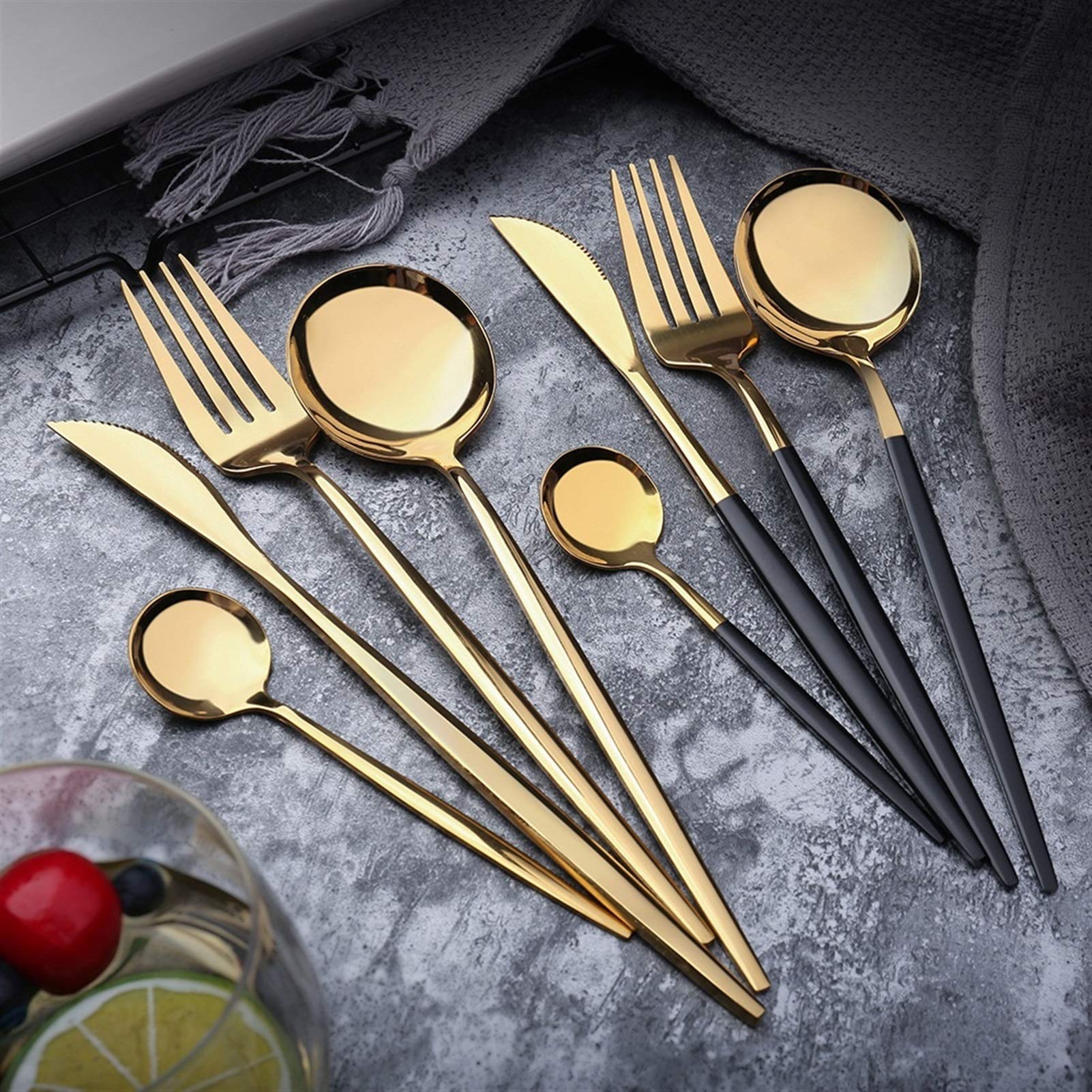 24pcs Couverts en acier inoxydable Vaisselle Cuisine Cutleri Fourchette Gold Ustensiles Durée Vaisselle Couteau Cuanture Cuillère pour dîner Coutellerie (Color : Black silver)