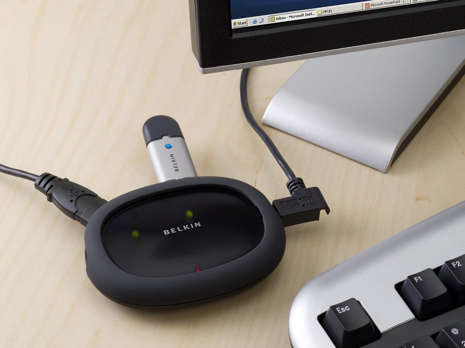 Belkin Hi-Speed Stackable USB 2.0 Hub with 4 Ports (F5U234v1)