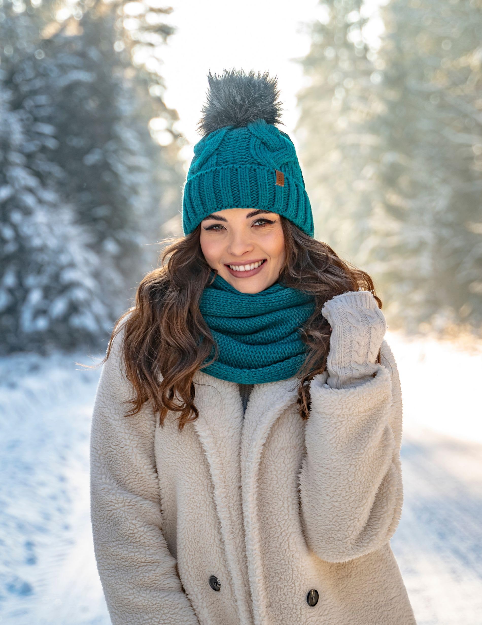 VIVISENCE Wintermütze Mit Bommel Damen Warmes Ideal Für Kalte Wintertage 7014