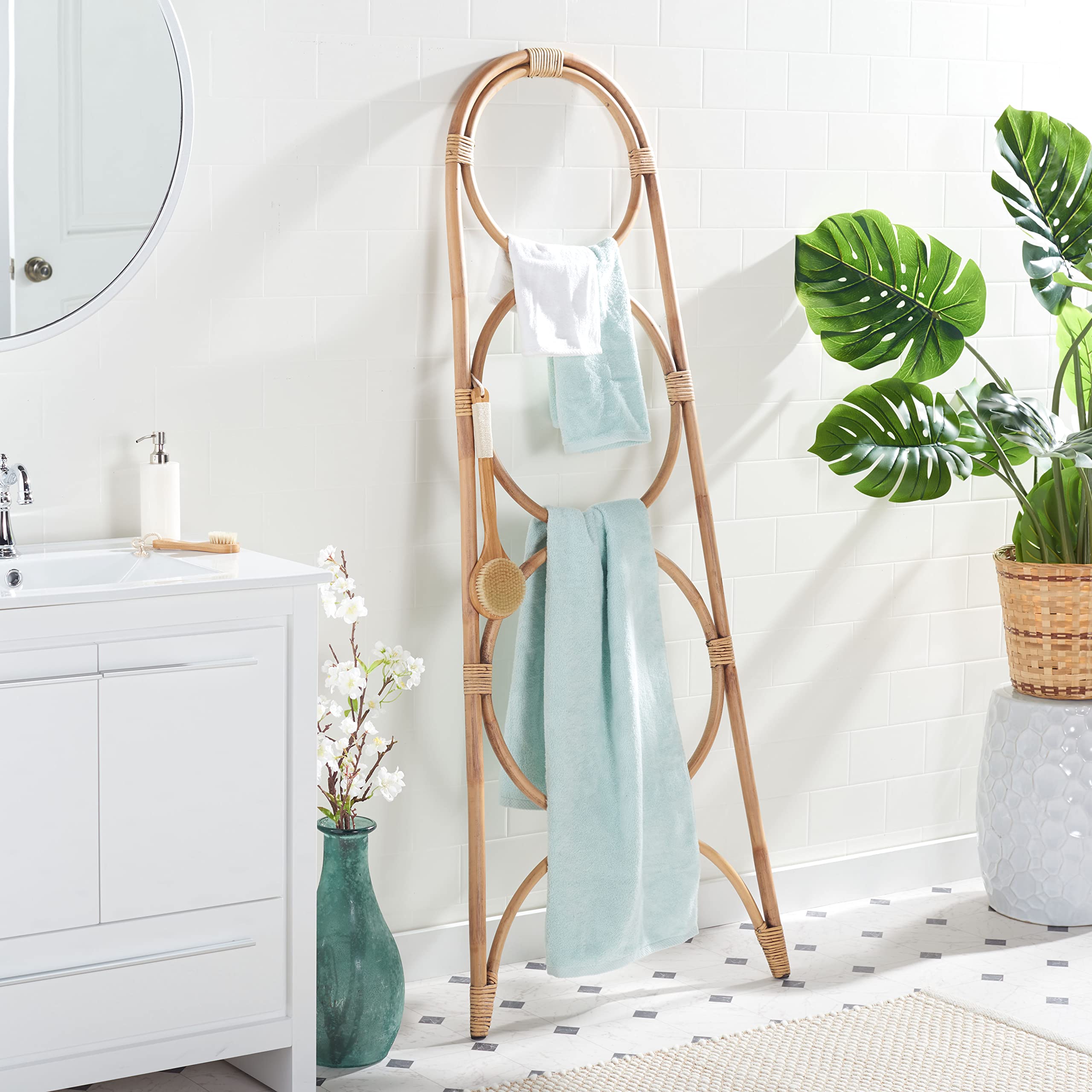 SAFAVIEH Home Collection Kino Honey Brown Wash Solid Wood 3-Tier Leaning Towel Hanger (Fully Assembled)