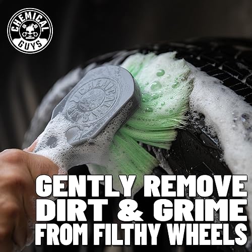 Miniatura 7 de Chemical Guys CLD_203_16 Signature Series Limpiador de ruedas para todos los acabados brillantes, 16 onzas líquidas + cepillo Acc_B01 para ruedas y