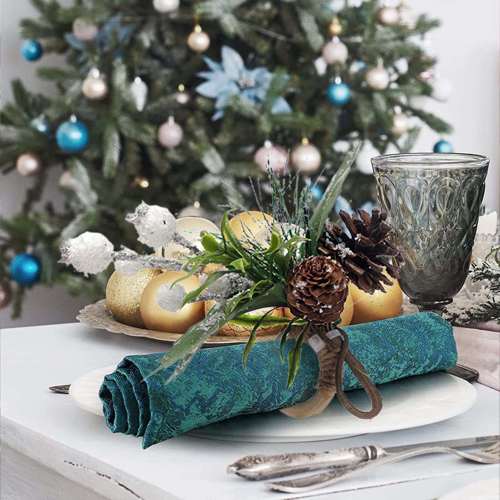 Lot de 6 Ronds de Serviette de Noël, Porte-Serviettes avec Pomme de Pin, Aiguille de Pin, Baies Rouges, Boucle de Porte-Serviette en Forme de Baies pour Noël, Mariage, Vacances