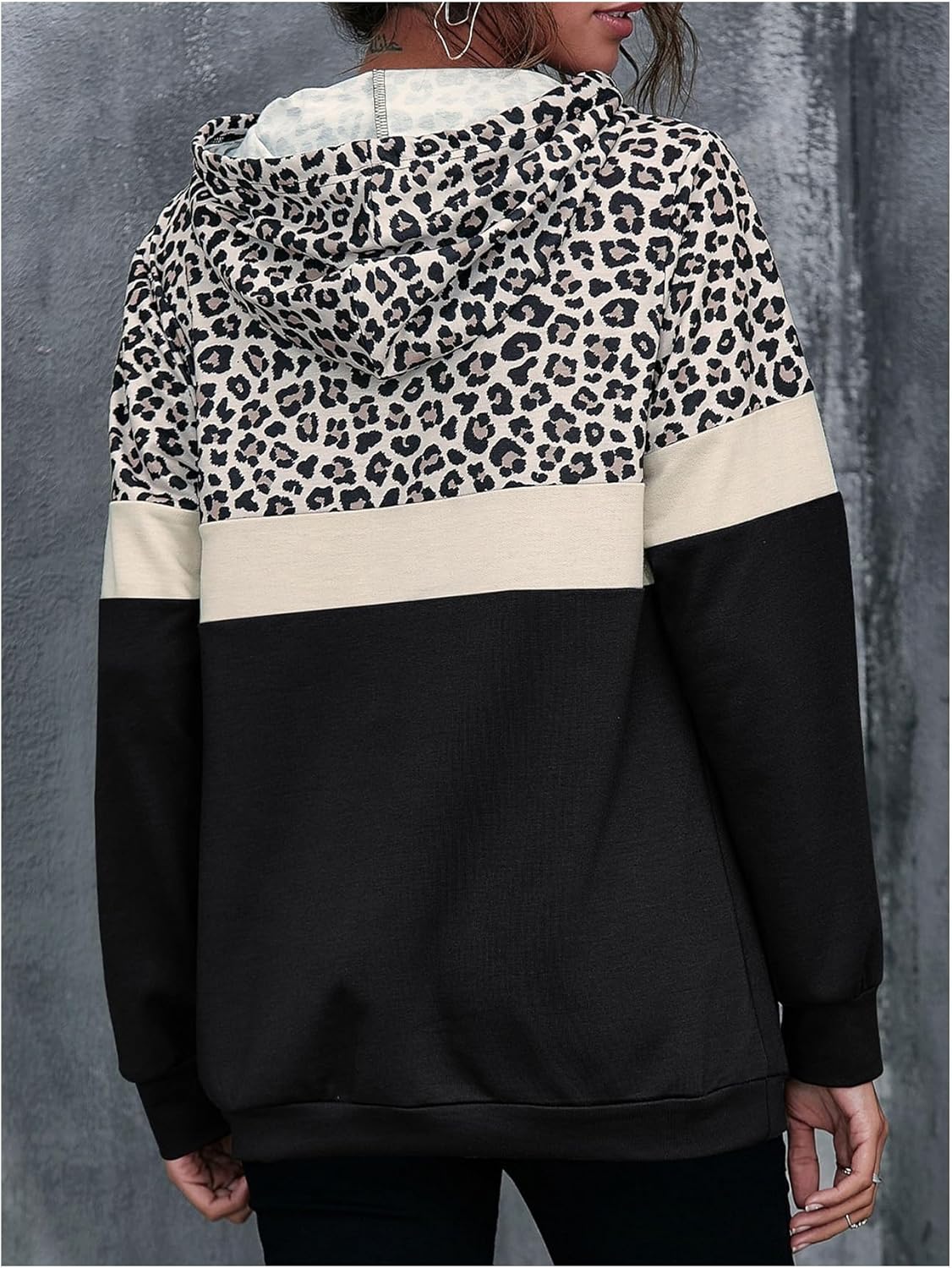 Verdusa Women's Leopard Hoodie Soft Sweatshirts Streetwear Pullover Tops Color Block Top with Pockets - Image 2
