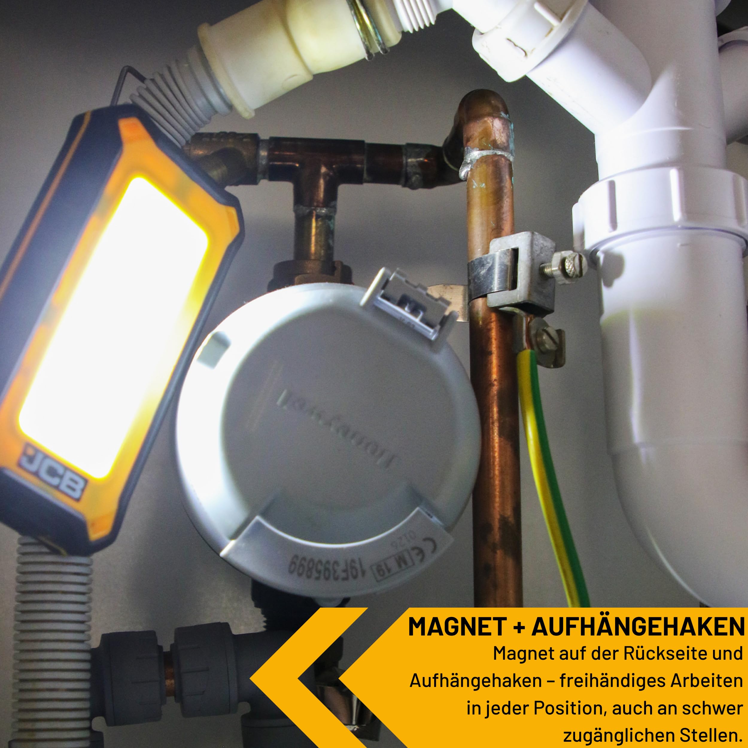 JCB Work Lights LED-Arbeitsleuchte 1000 Lumen, kompakte Werkstattlampe mit 3 Helligkeitsstufen, USB-C aufladbar, Magnet & Haken, IP54, nur 140 g, JCB-WL-PALM