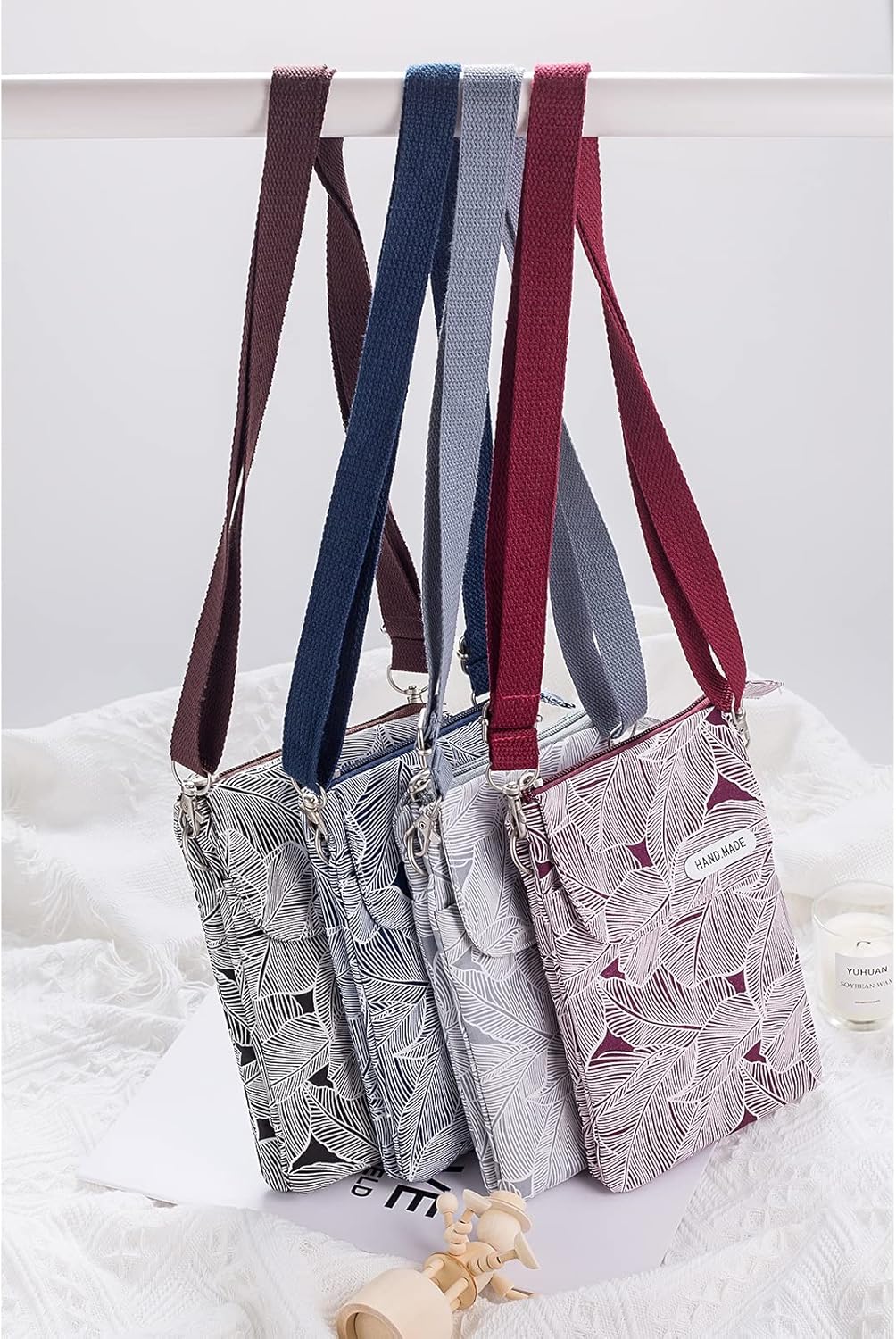 [Kaaipee] スマホポーチ レディース 軽量ミニショルダーバッグ スマホポシェット 長さ調節可能携帯ポーチ 斜め掛け 花柄