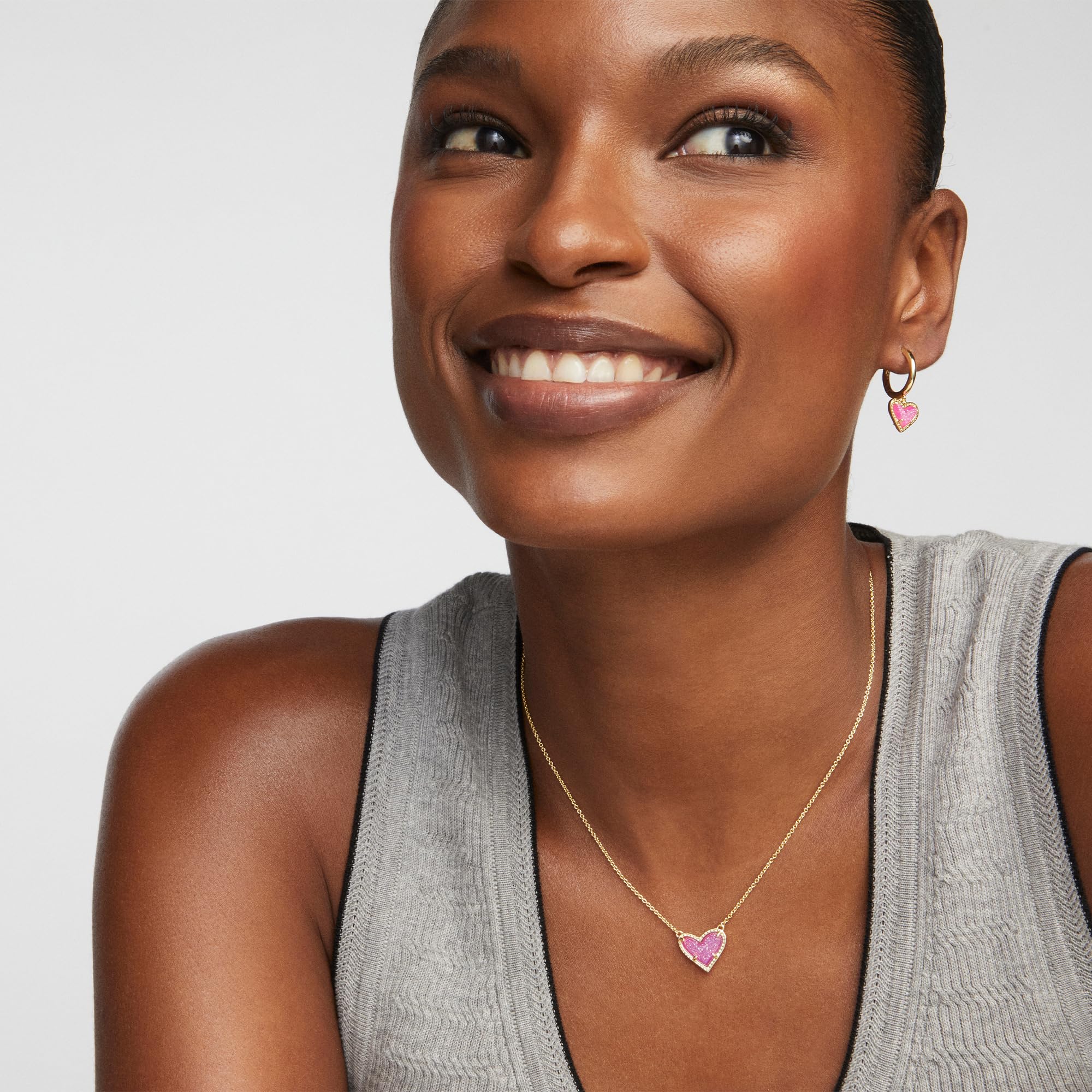 SET Kendra Scott Ari Cuore - Collana E Orecchini - Oro Acquaello Placcato Ottone - Foto 5