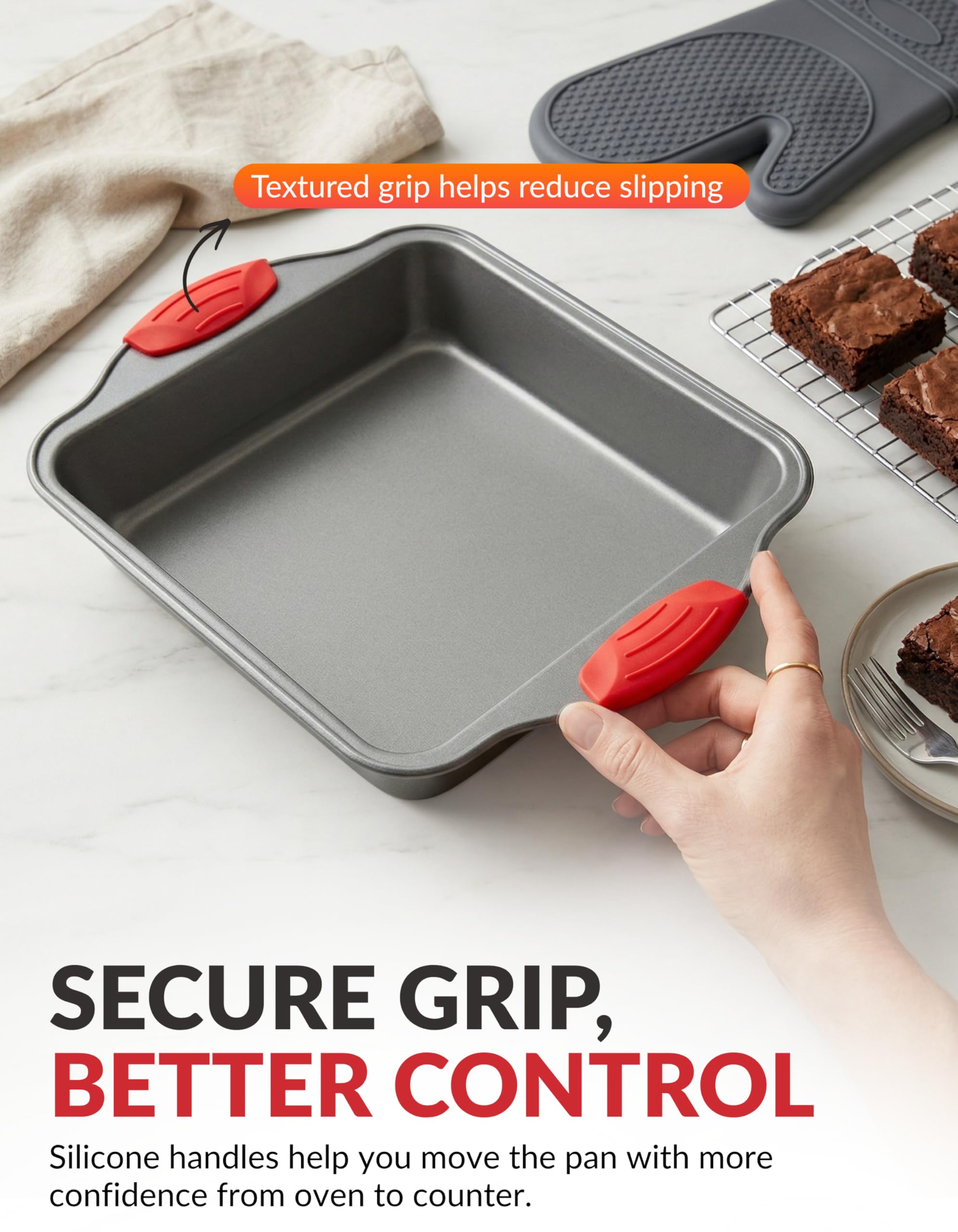 Boxiki Kitchen Moule à gâteau | Poêle carrée en acier antiadhésif de 8 po de Durable, pratique, de qualité supérieure antiadhésive cuisson moule moule | Brownie Pan avec poignées en silicone rouge