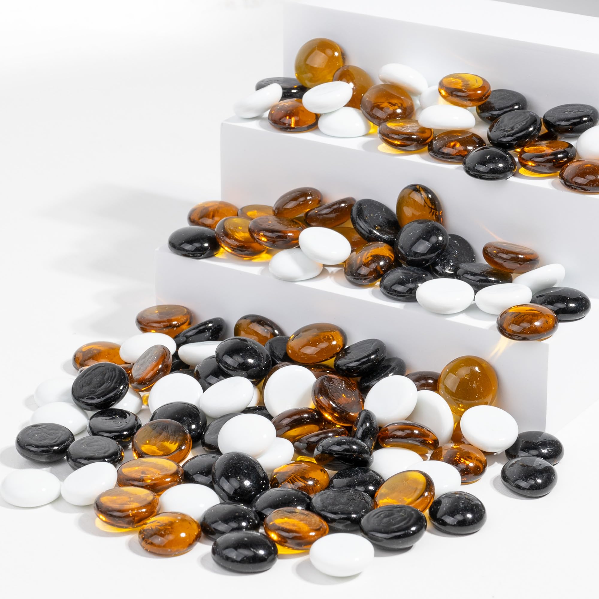 1LB Flat Glass Marbles Stones Flat Bottom Marble Beads 17-19mm Smooth Stone Pebbles for Home Decoration Fire Pit Landscaping Glass Gemstone for Fish Tanks Flower Pots DIY Crafts (3Colors MixC)