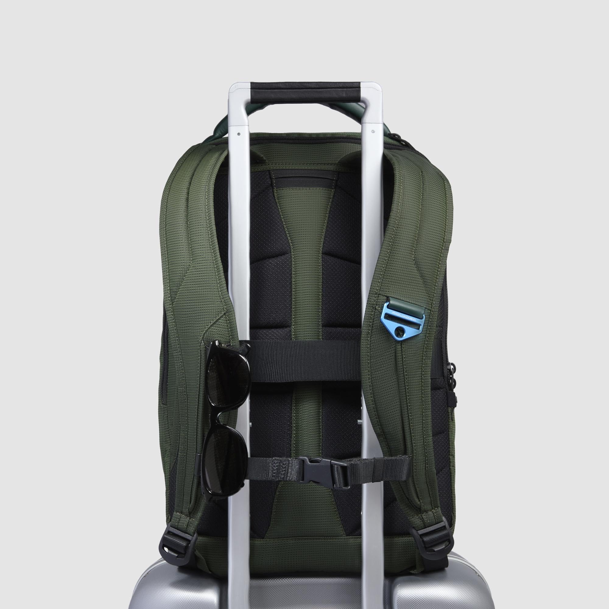 Piquadro Mochila de viaje para portátil 15,6" Unisex tela/material bio-based verde