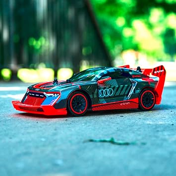 Dickie, 201106011, RC Audi S1 E-Tron Quattro Drift Aracı, 2 Kanal, 2.4 GHz, Turbo, Drift Fonksiyon, Yedek Tekerlekler, USB şarjlı 120 dakika, 20 dakika sürüş, 12 km/s'ye kadar hız, 1:16, 30 cm