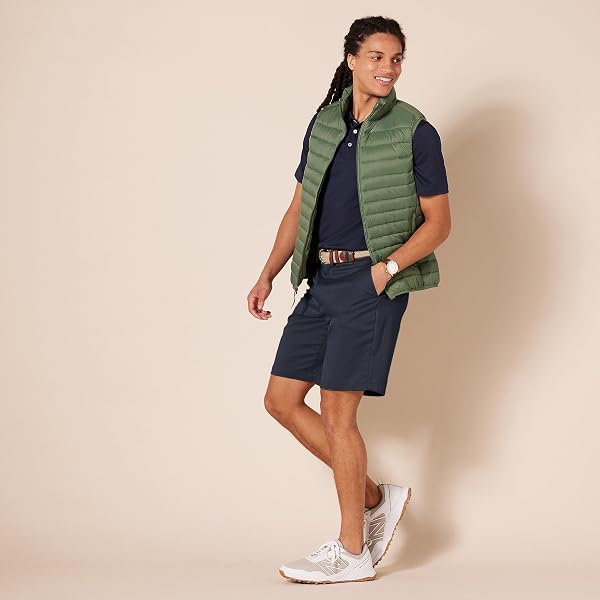 Amazon Essentials Pantaloncini da Golf Elasticizzati, Vestibilità Classica (Disponibili in Taglie Forti) Uomo - 4