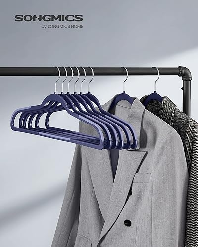 Miniatura 2 de SONGMICS Perchas de ropa, paquete de 50 perchas de plástico, ahorro de espacio, ceniza azul oscuro y ceniza azul claro UCRP050C05