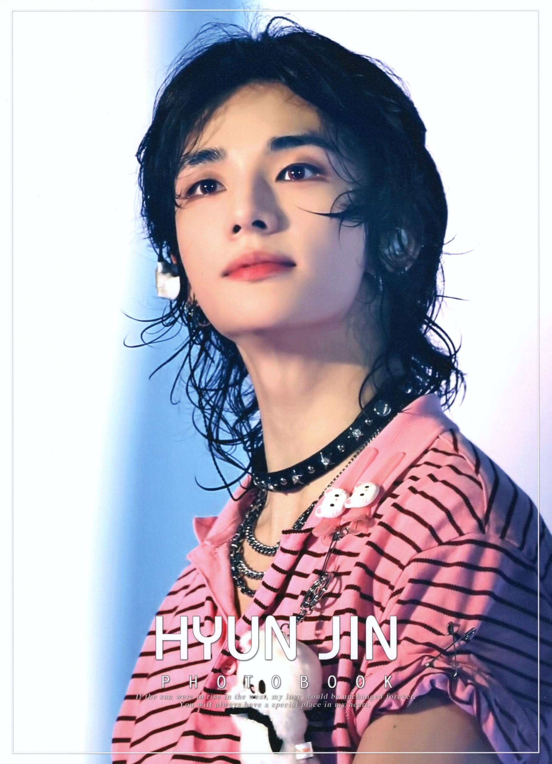 Amazon.co.jp: ヒョンジン グッズ 写真集 Premium Photo Book大型 写真