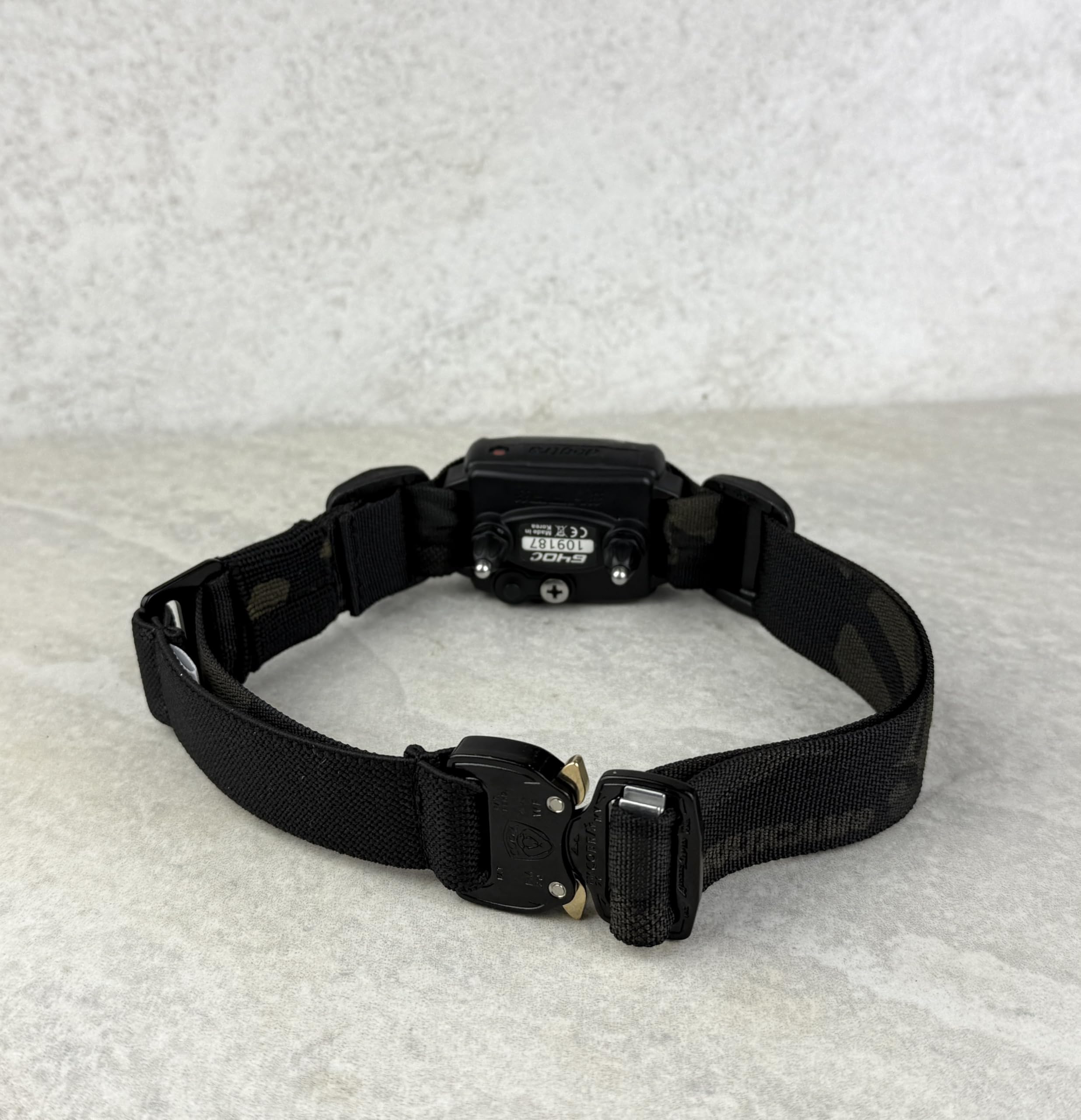 FlexCollars Bungee E-Collar Strap - Nero CAMO - Adatto a ricevitori da 3/4" (280, 640C, 640X, IQ, Educator, Mini Educator o simili) - Collare per addestramento cani - Varianti: S/M/L (L: collo 41+ cm