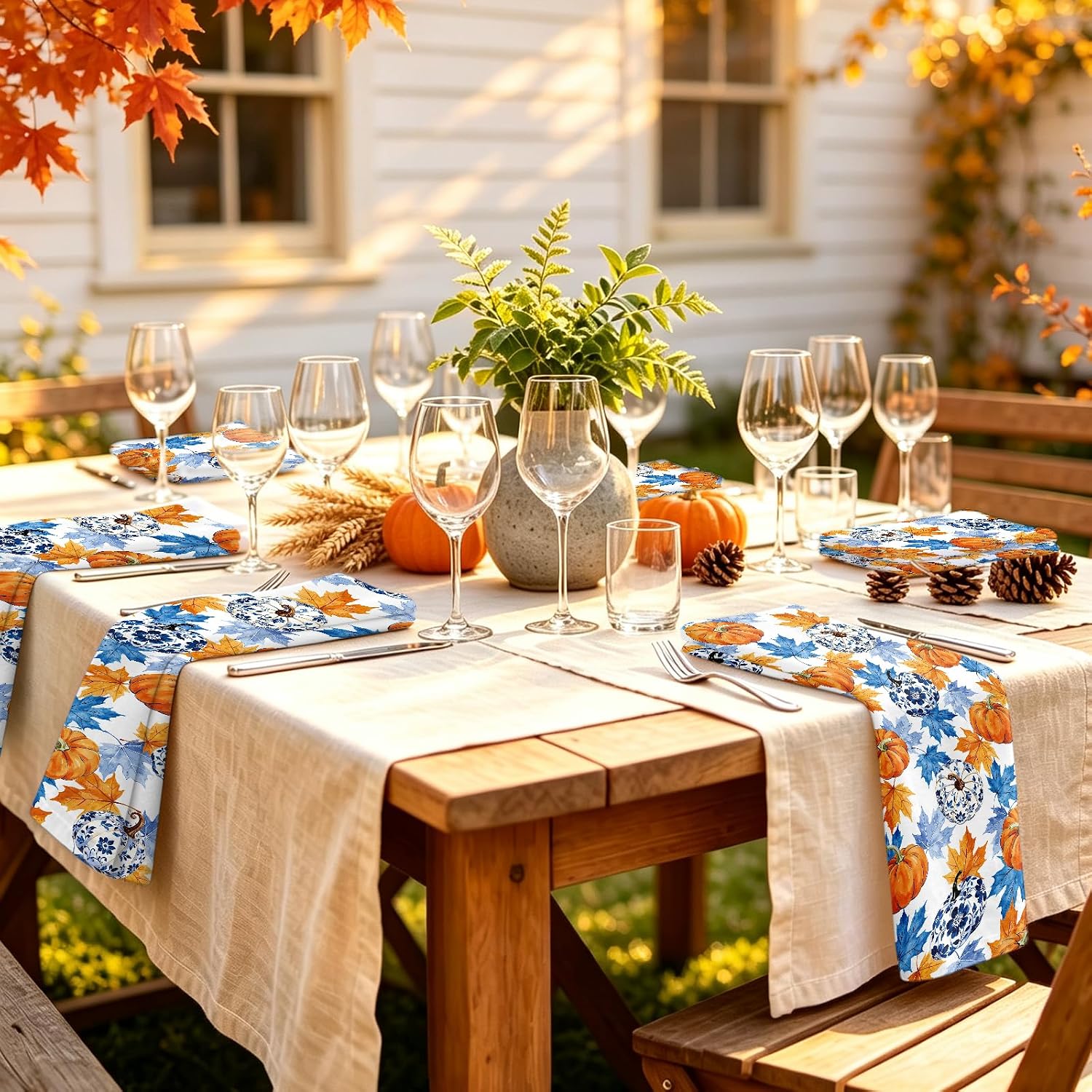 Fall Pumpkin Cloth Napkins Set of 4, Blue White Chinoiserie Dinner Napkins 18x18 Inch, Reusable Fabric Napkins with Maple Leaves for Thanksgiving Table Decor, Autumn Farmhouse Table Setting
