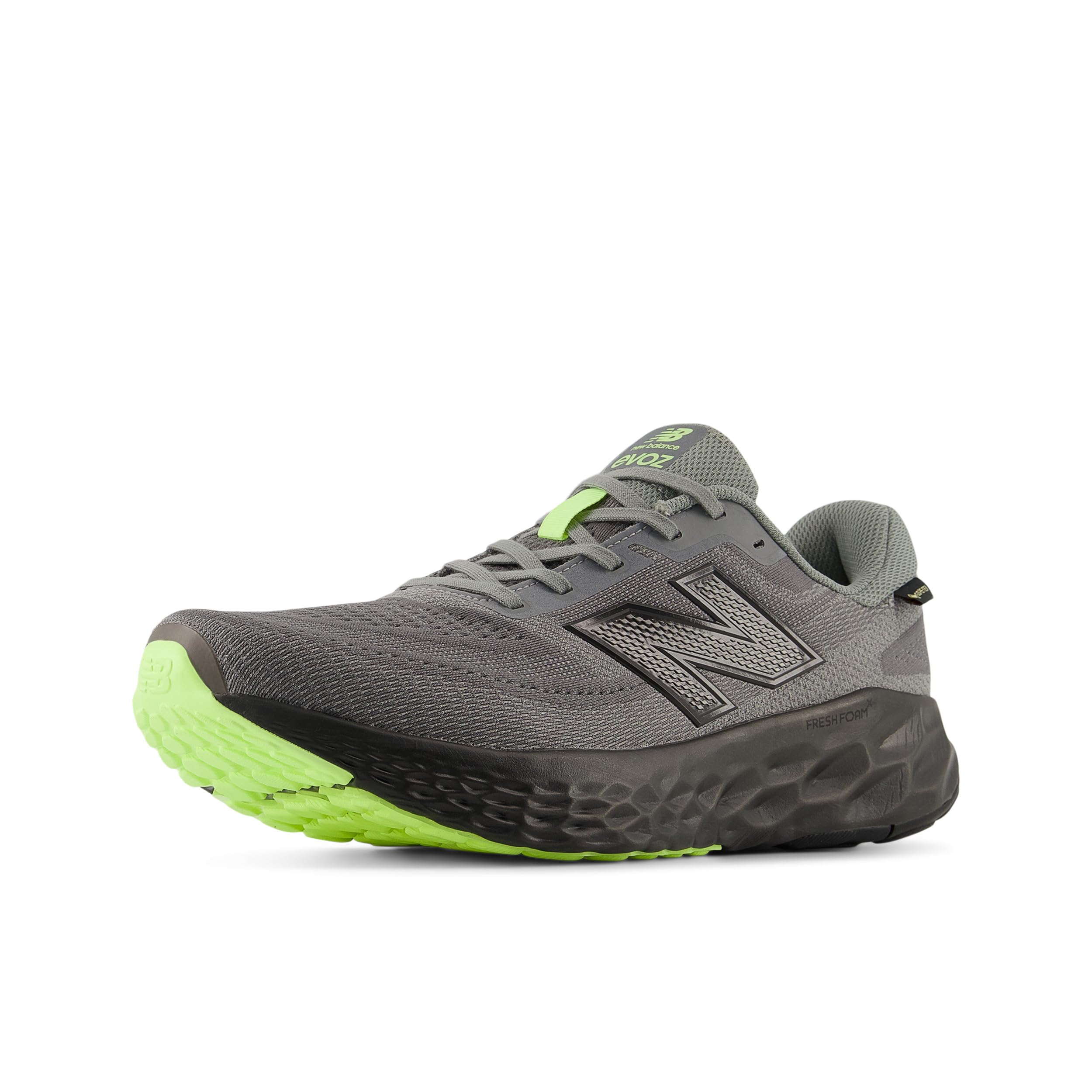 NEW Balance EVOZ Sneaker