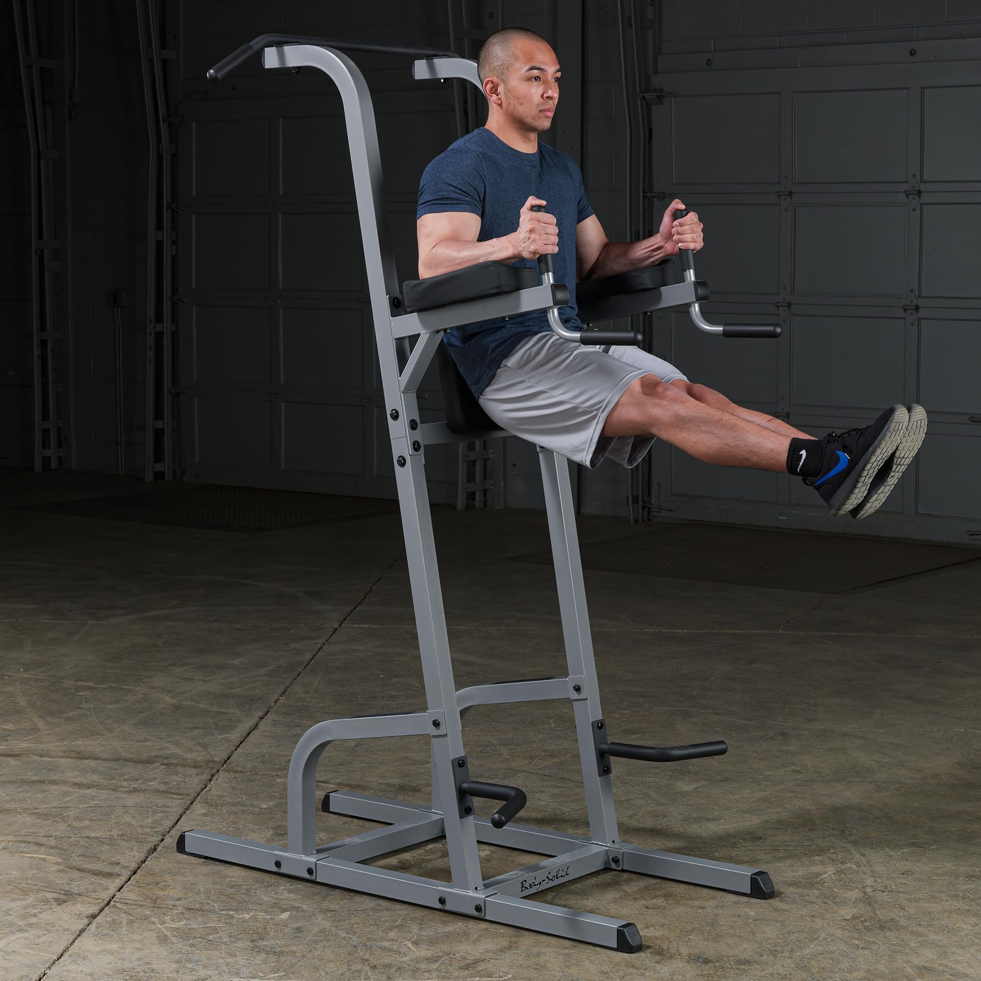 Body-Solid GVKR-82 4in1 Kraftstation I Kniehebe-Station I Klimmzug-Station I Dip-Station I Liegestütz-Station I Black-Edition