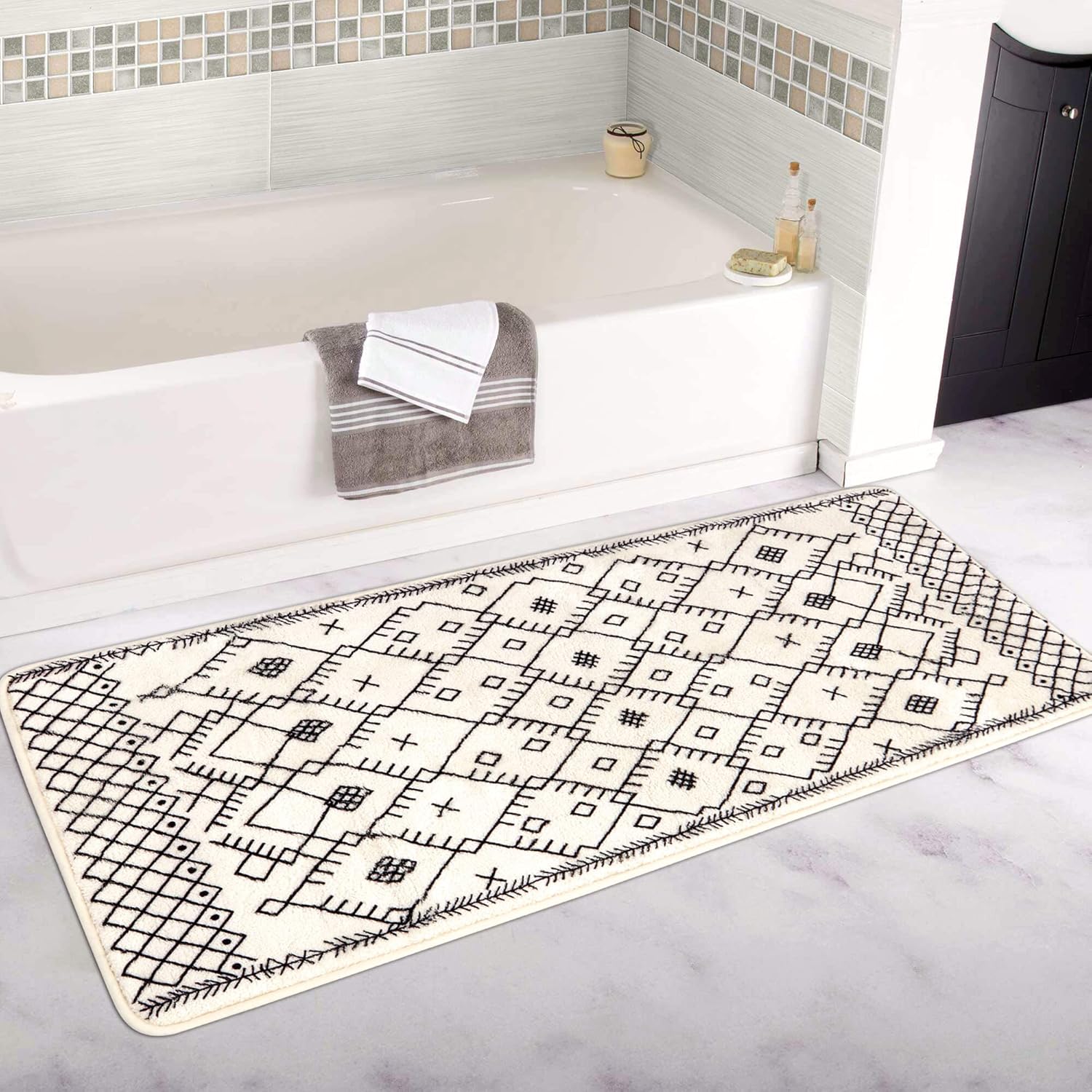 Amazon.com: Uphome Boho Runner Rug 2' x 5' Long Bathroom Rugs Non-Slip ...