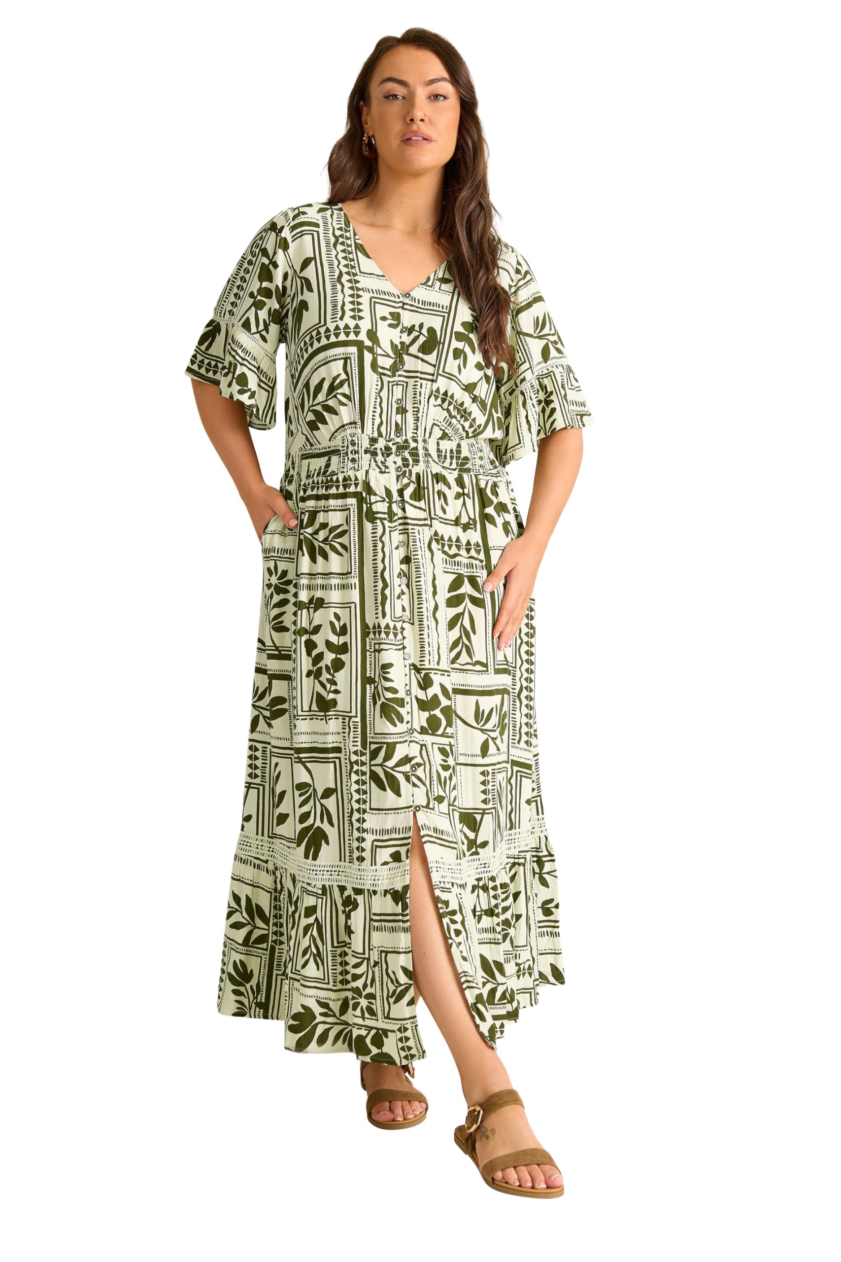 Evans Women's Green Curve Leaf Print Button Through Maxi Dress - Plus Size Curve