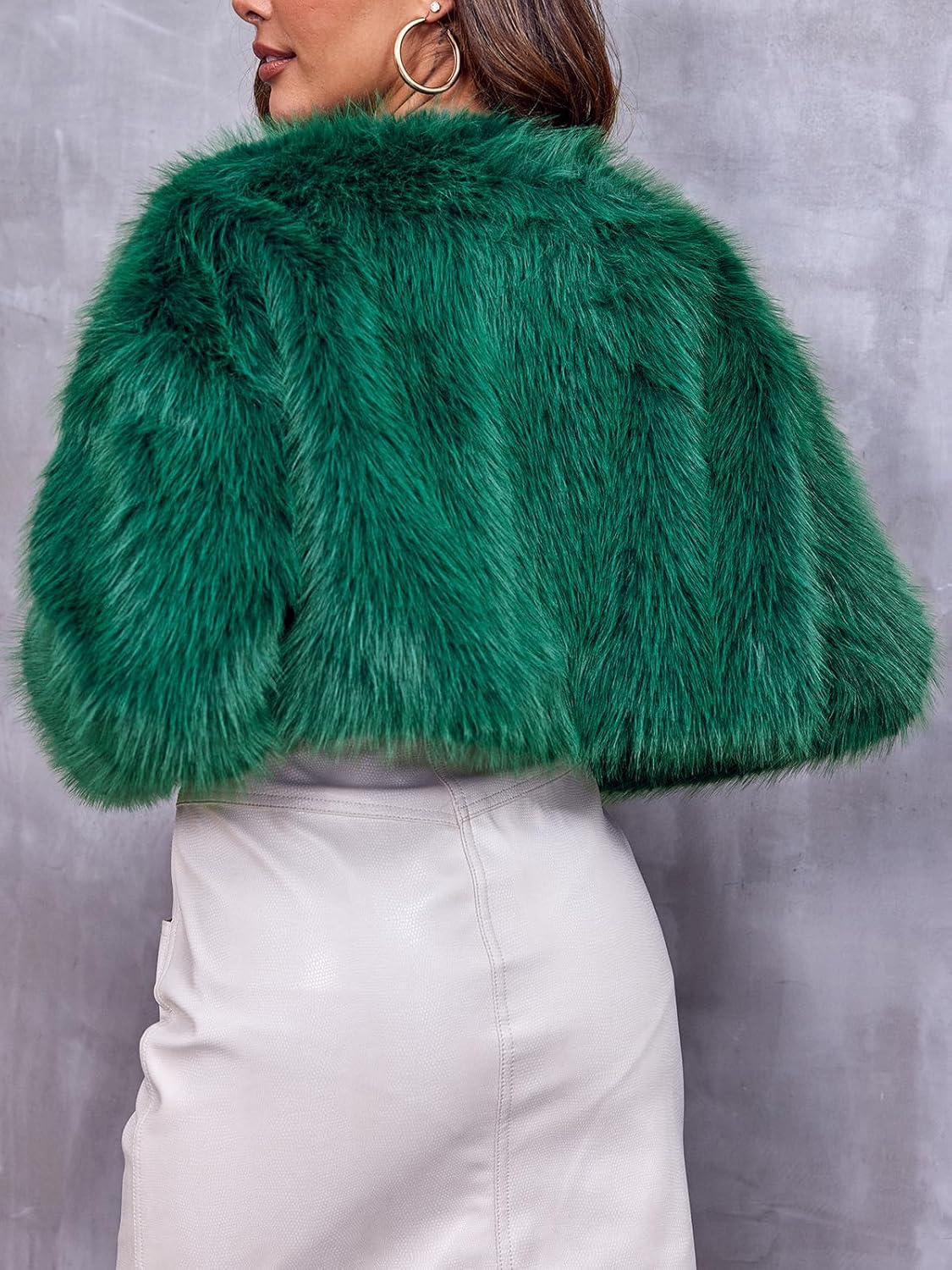 Danedvi Women's Fashion Cropped Faux Fur Jacket Long Sleeve Open Front Cardigan Casual Fluffy Parka Shaggy Short Coat - Image 4