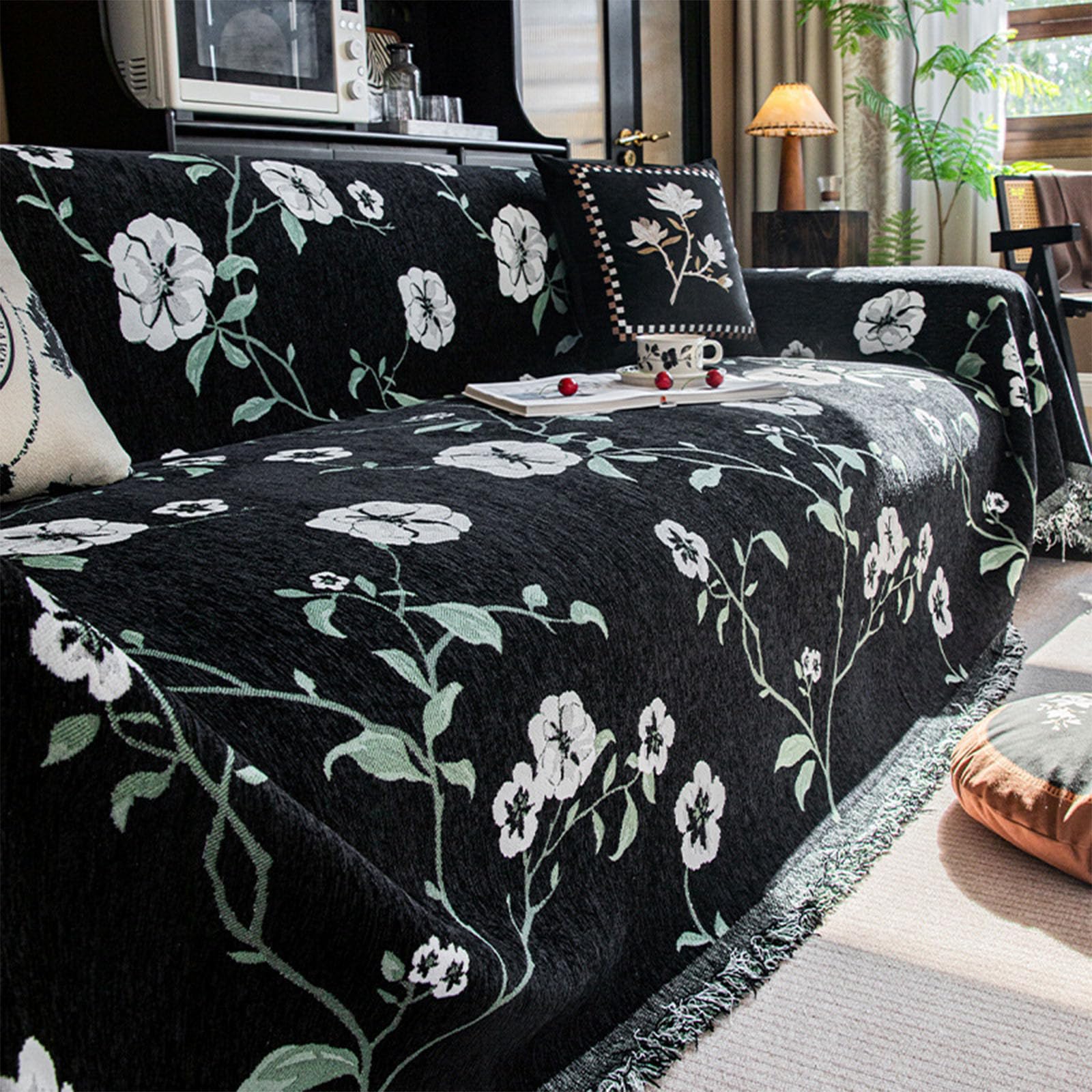Housse de canapé en velours floral pour rénover le salon et accueillir toute la famille