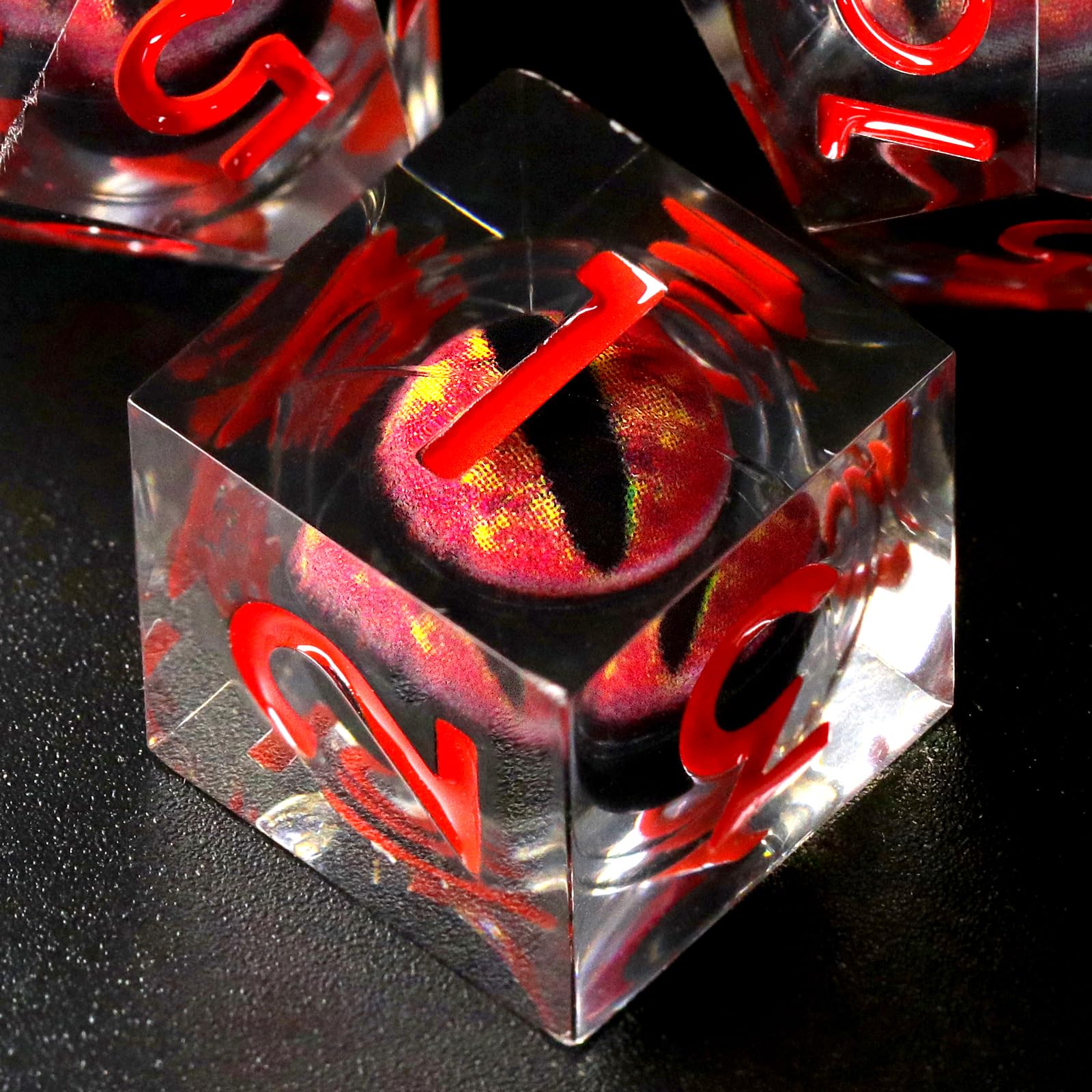 FONVGOGO Set Dadi D&D per Dungeons and Dragons Set Dadi DND Poliedrici Nucleo Liquido Dadi in Resina Occhio di Drago 7 Pezzi DND Dice Set (Rosso)