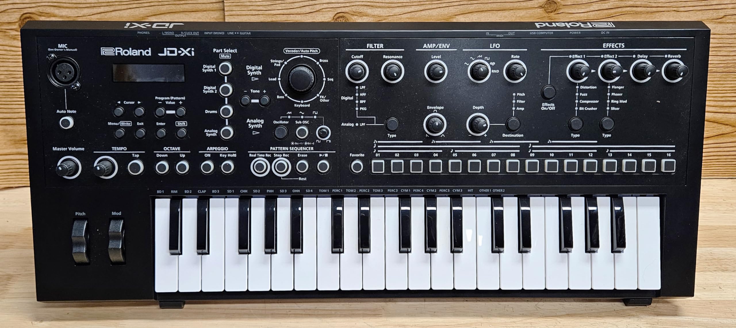 Amazon.com - The Analog Source Made in USA Angled Black Desktop