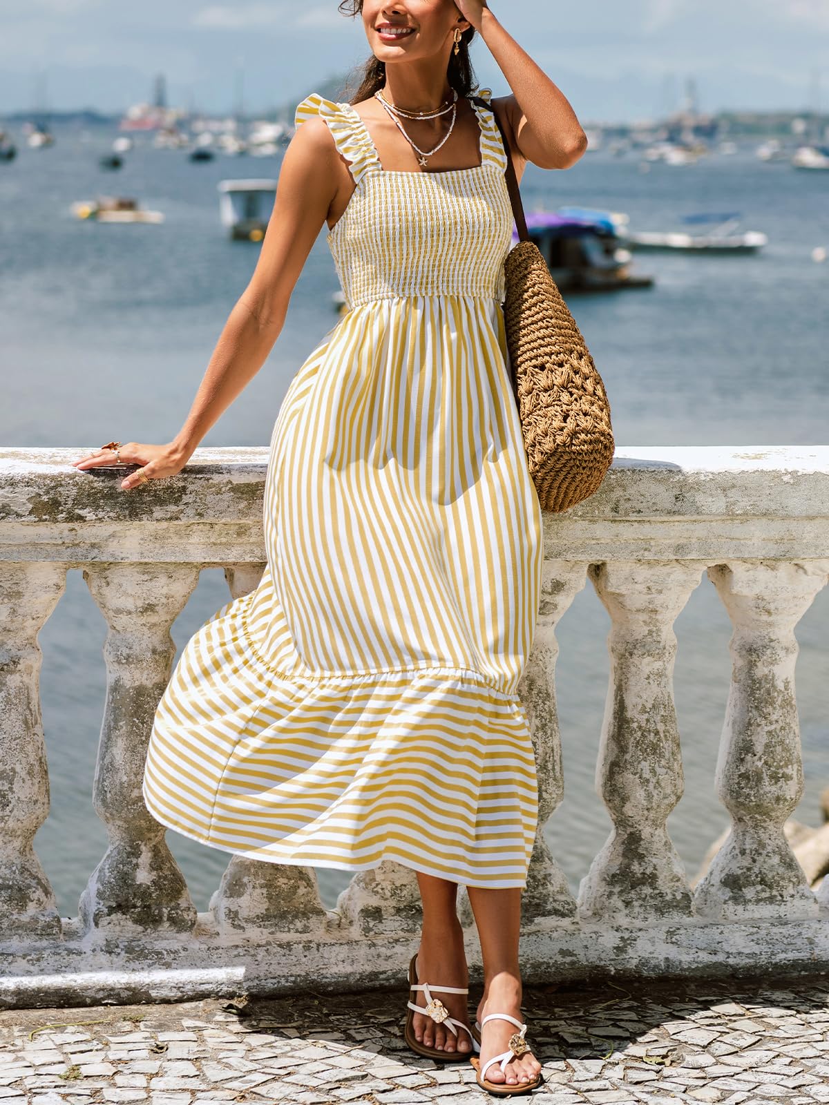 CUPSHE Damen Sommerkleid Gestreift Flatterärmel Maxikleid Eckiger Ausschnitt Gesmokt Boho Kleid A-Linie Strandkleid