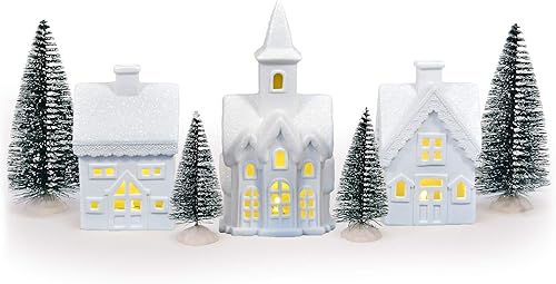 Mark Feldstein & Associates Village with Trees - Figuras navideñas de porcelana sin esmaltar, color blanco, juego de 7 piezas, 5 pulgadas