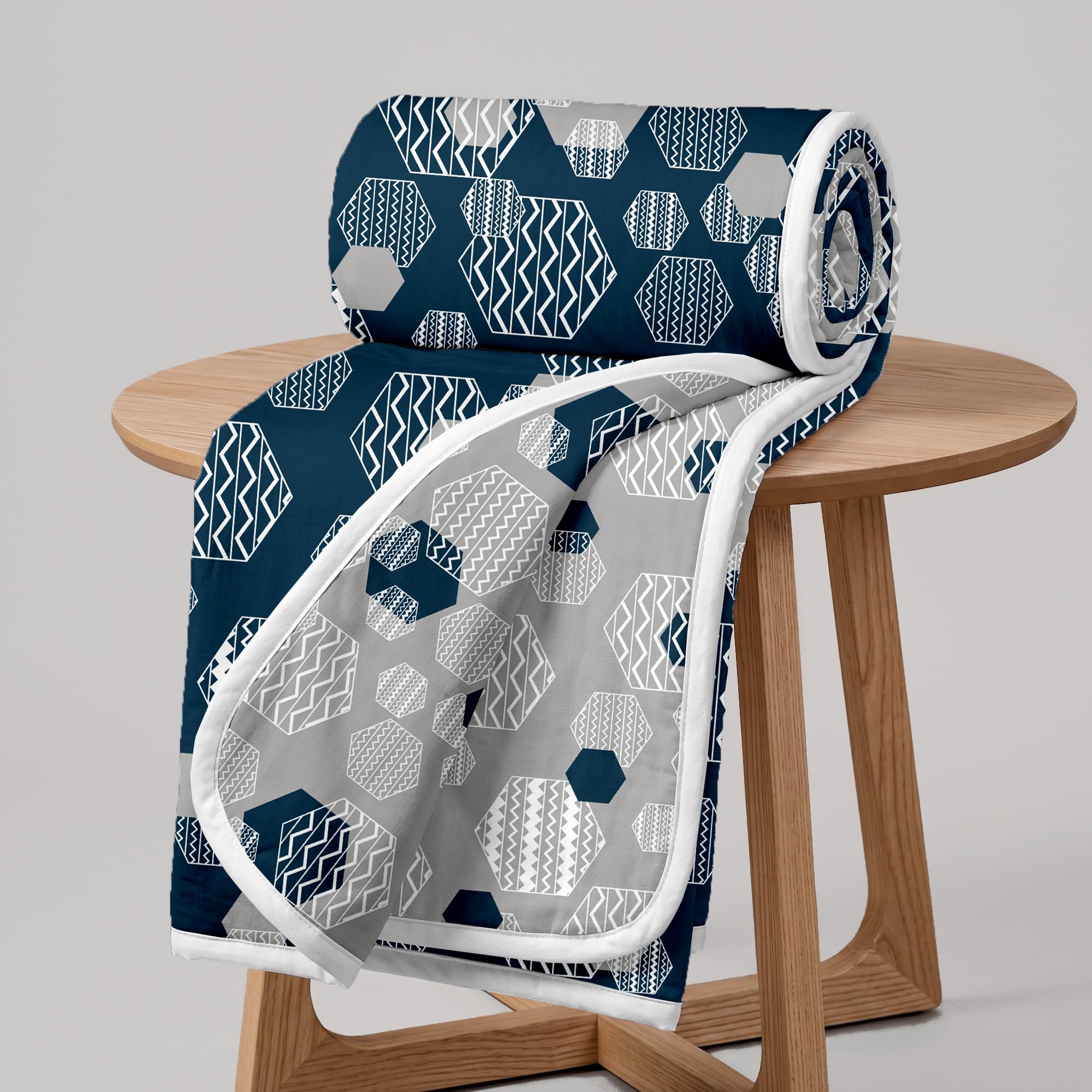 Divine Casa Premium-Feel Reversible Single Bed Dohar | Soft 120 GSM Microfiber Throw Blanket at Great Value | Size 210 x 140 cm | Geometric | Midnight Grey