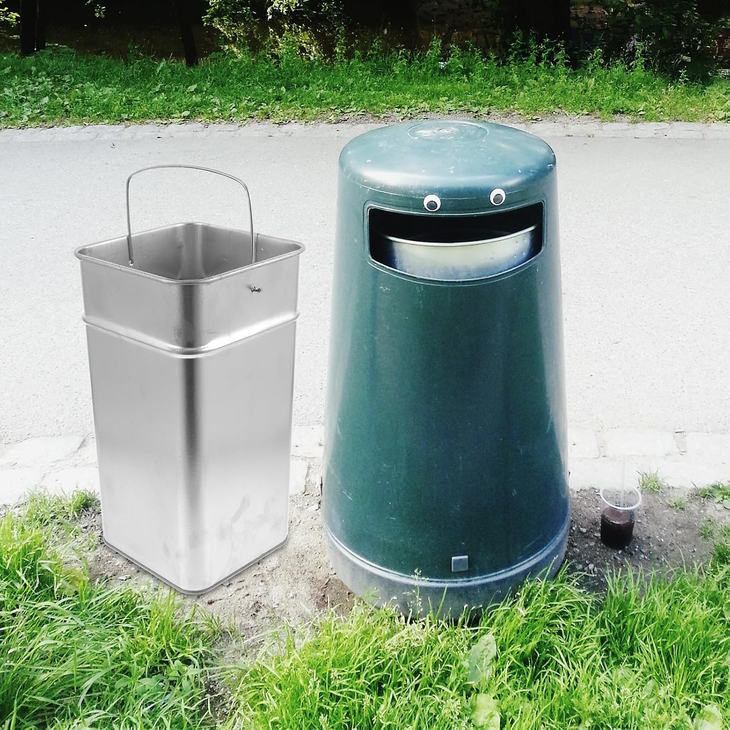 Portable Galvanized Sheet Garbage Can with Large Capacity and Striped Body, Silver Outdoor Trash Bucket for Garbage Storage, Simple and Generous Matte Finish Design