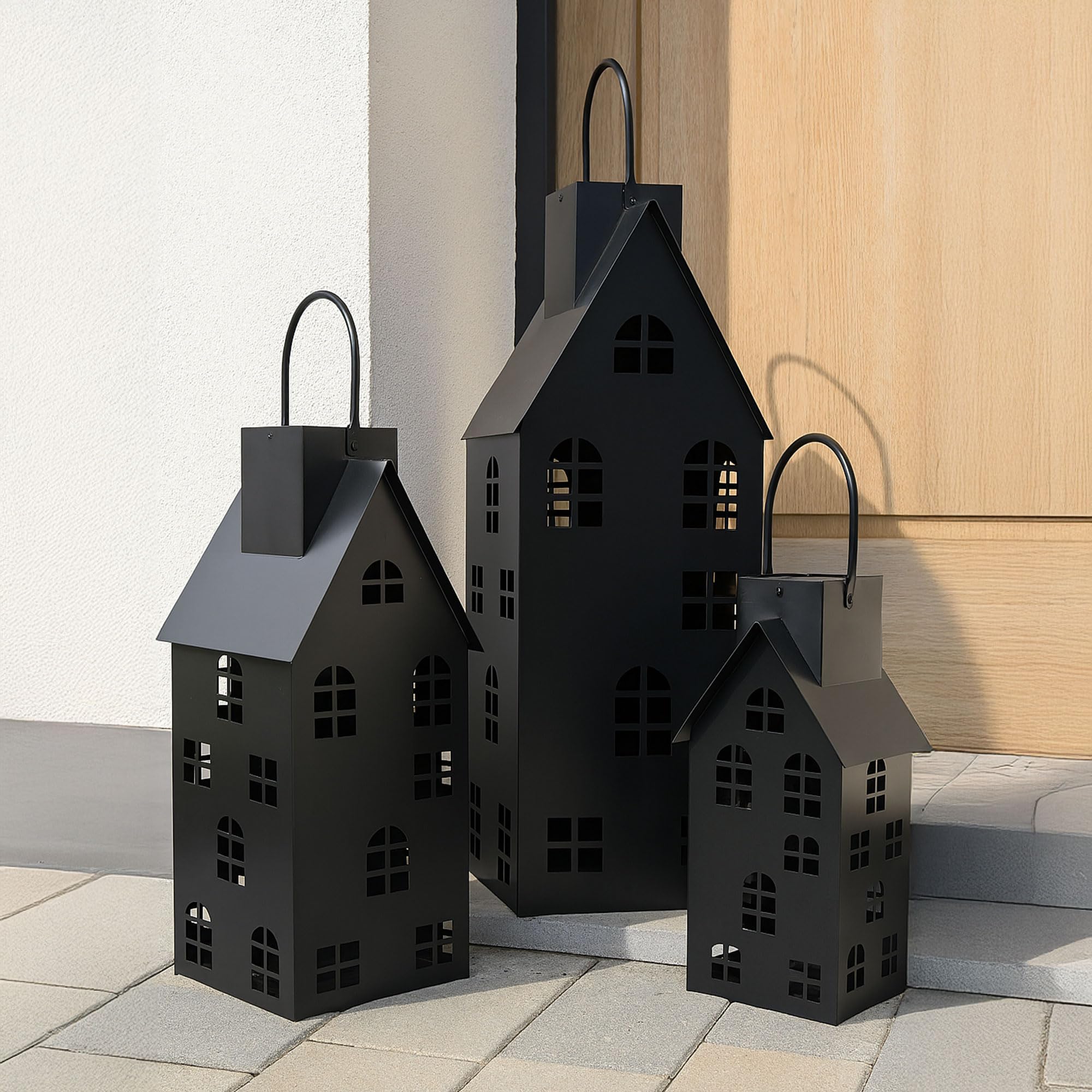 UNUS Laternenhaus in Schwarz, Outdoor Laterne 80 cm groß, Solarlaterne mit LED Licht, für draußen und drinnen, stimmungsvolle Beleuchtung, aus Metall