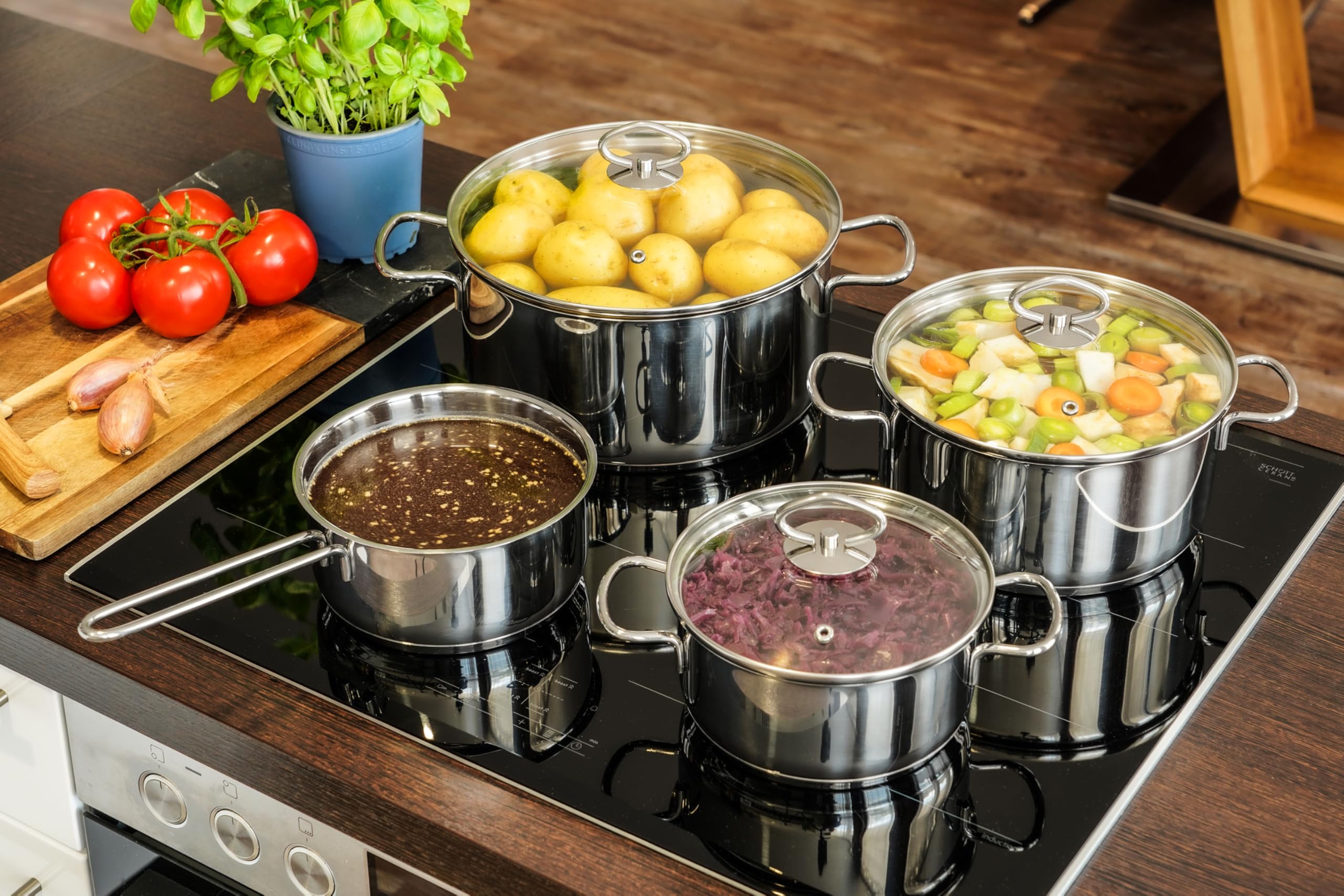 Kopf Topfset Merkur aus Edelstahl - Induktionstöpfe mit Schüttrand, Literskala und Glasdeckel – 4-teilig