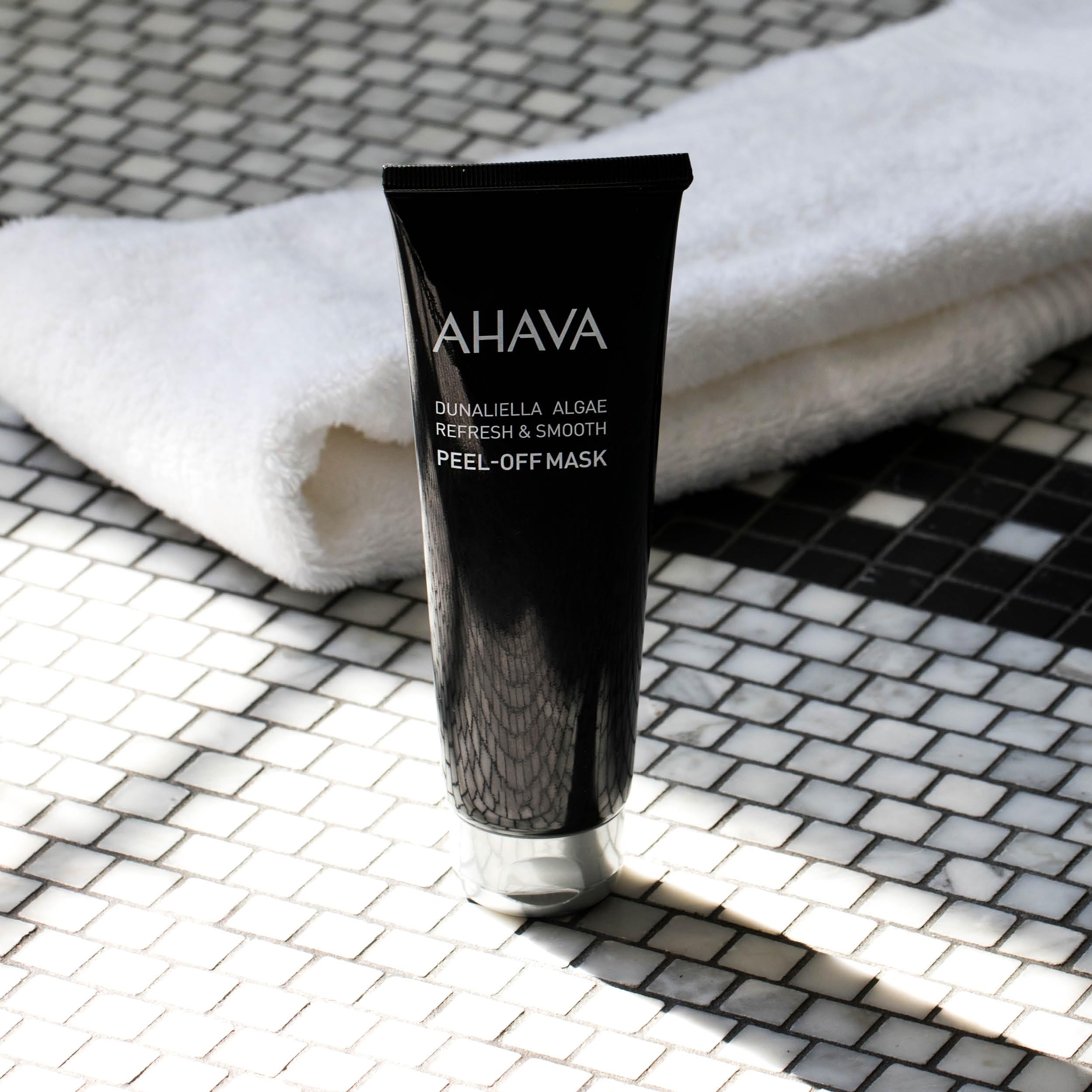AHAVA Dunaliella Algae Refresh & Smooth Peel-off Mask - Black refreshing peel-off mask to revive the skin, lift away fatigue, helps against blackheads & clogged pores, with Osmoter, 4.2 Fl.Oz