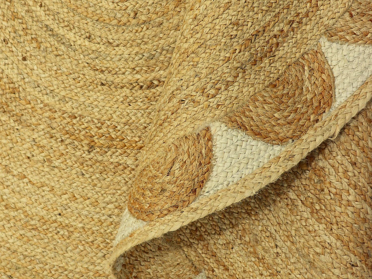 Vente-unique - Tapis Rond Forme Fleur 100% Jute - D. 150 cm - Naturel - Indira