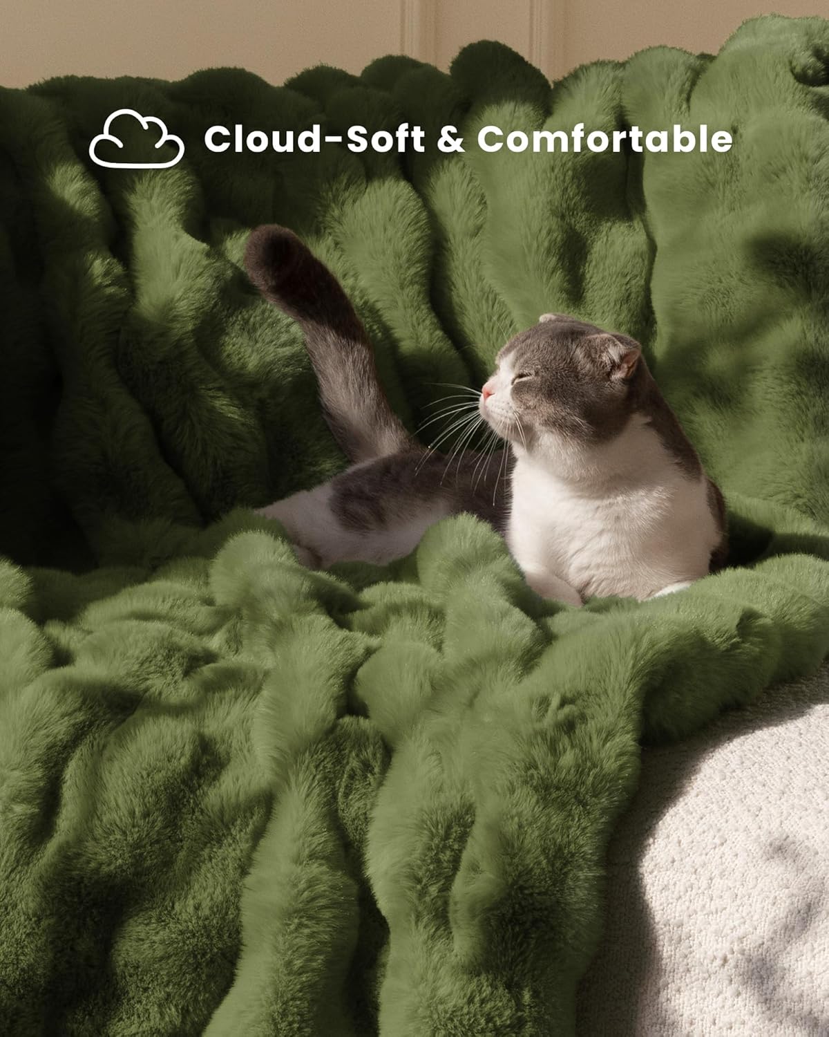 Ultra Soft Cozy Faux Fur Throw Blanket, Fuzzy Plush Thick Bubble Blanket, Oversize Luxury Fluffy Blanket for Couch, Bed, and Living Room, 60x80 Inches, Green - Image 2