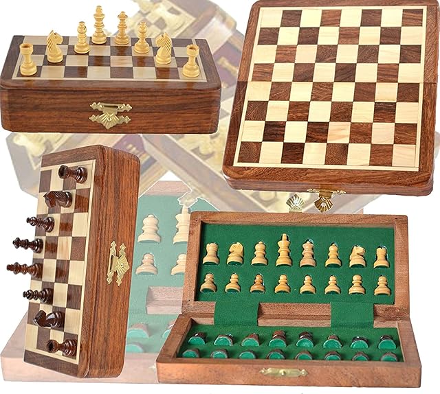 Chess Bazar - 18cm x 18cm Wood Magnetic Chess Set with Staunton Chess Pieces - Folding Game Board with Storage