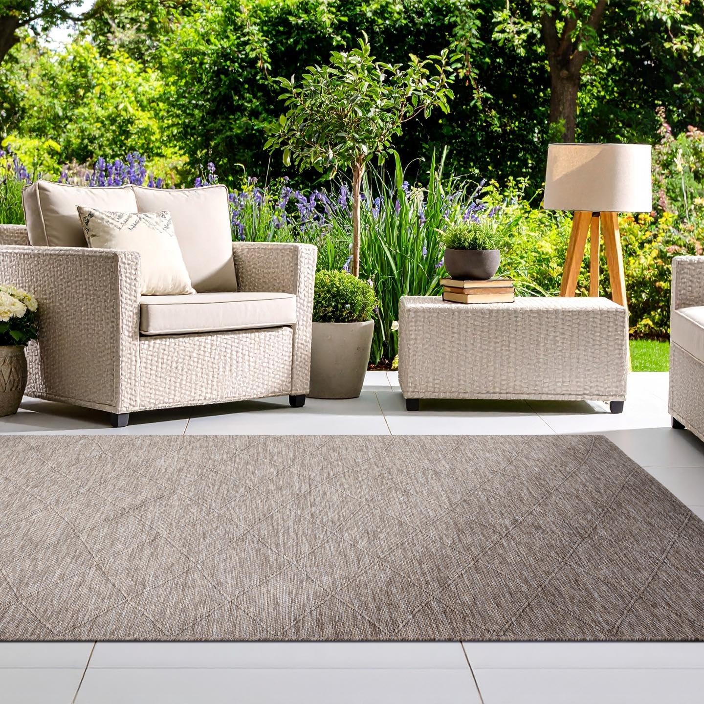 LUXE WEAVERS Non-Slip Washable Outdoor Beige 9x12 Area Rug, Modern Textured Geometric Carpet