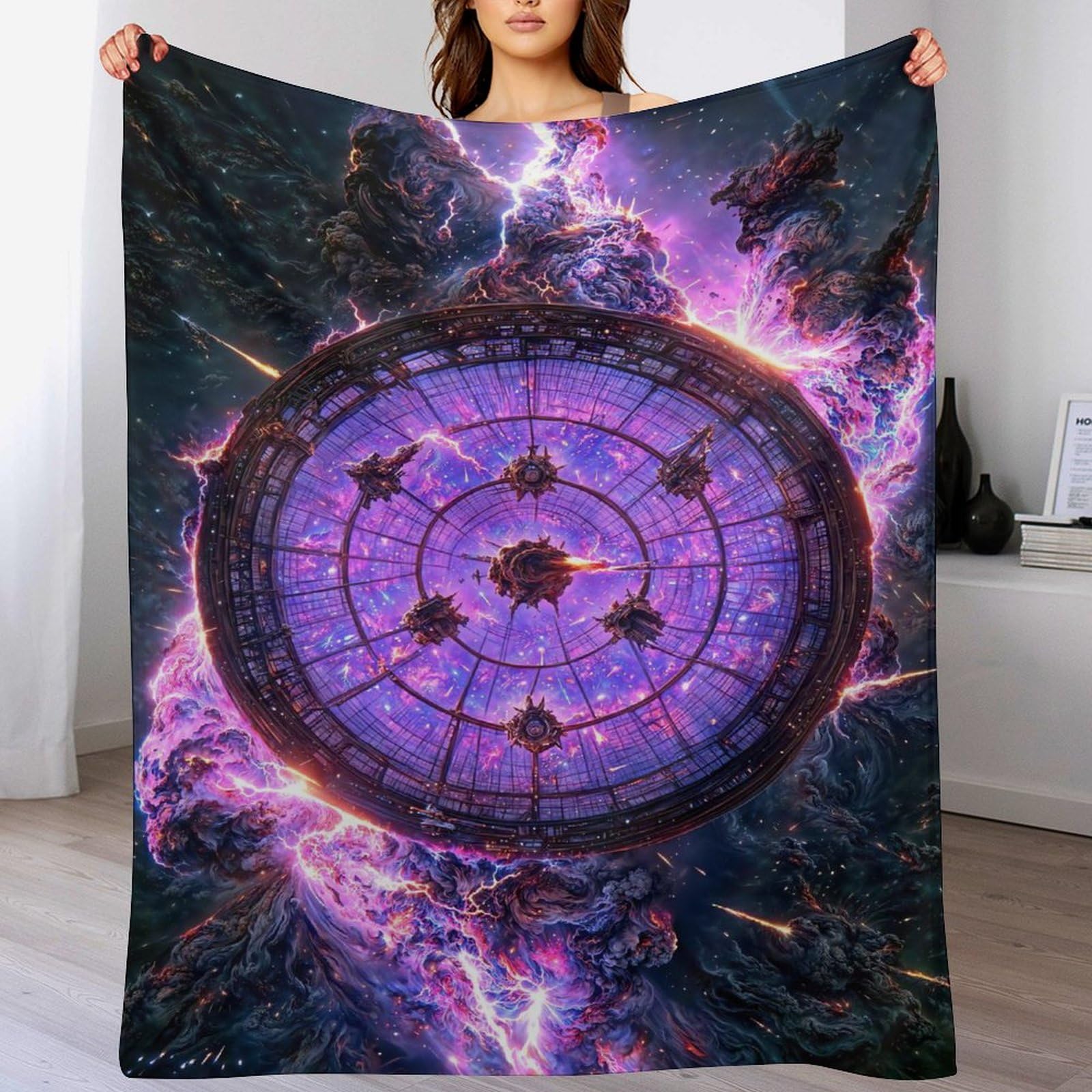 Couverture douce et chaude violette pour se protéger du froid sur le canapé