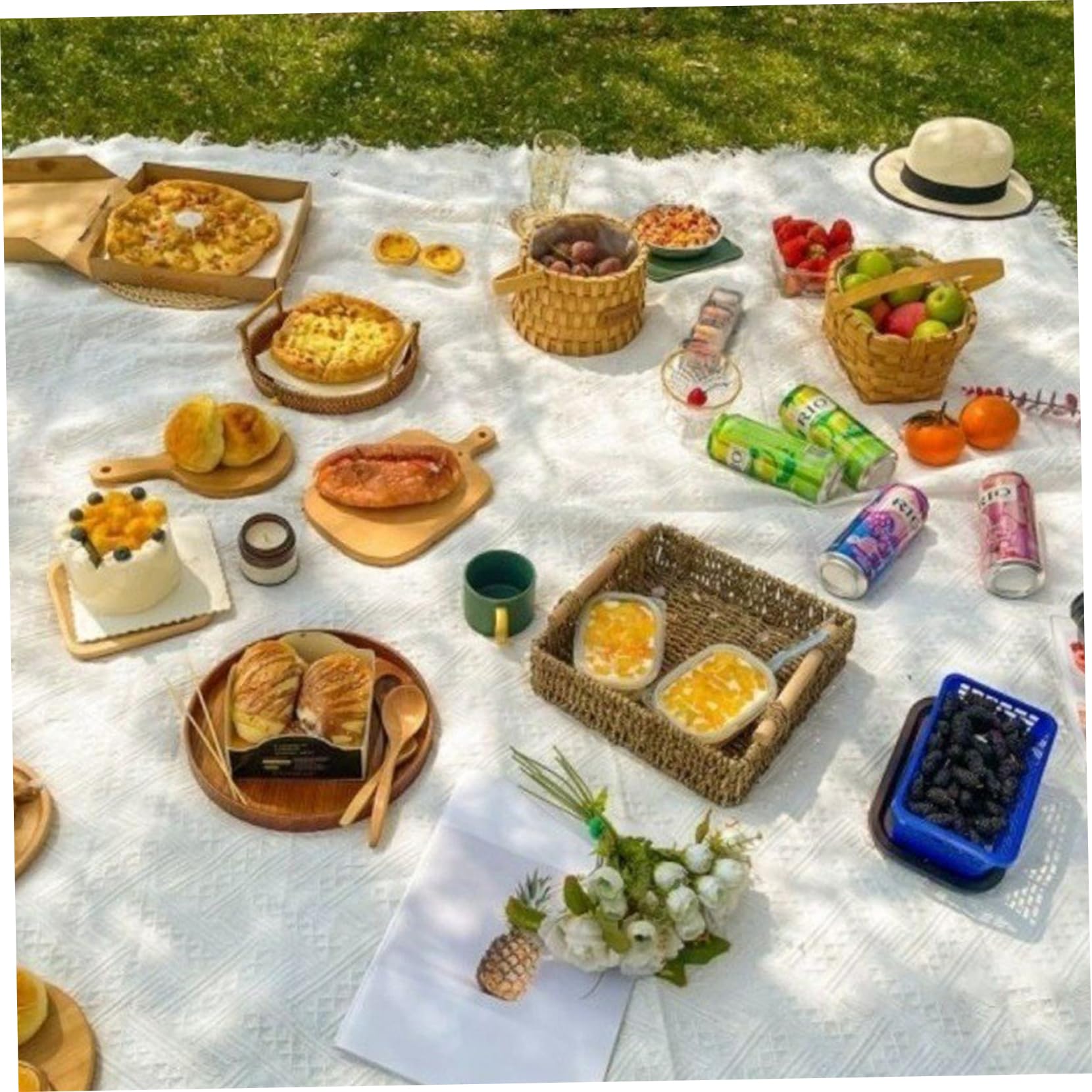 Coperta da picnic bianca, coperta da picnic extra large 71x102 pollici per esterni con frange da spiaggia bianca lavabile in lavatrice per spiaggia da campeggio primaverile estiva, prato erbo