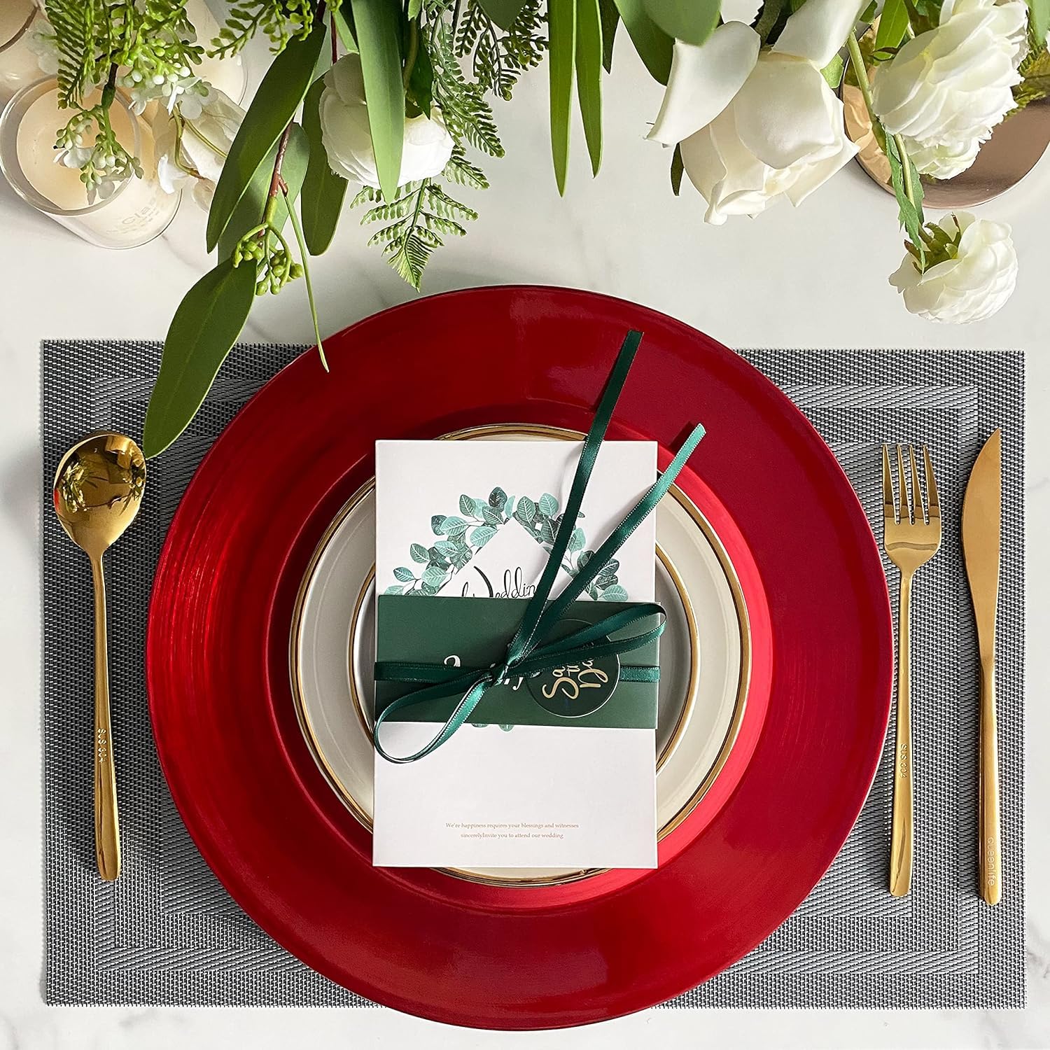 Tamu Tamu - Assiette de présentation - Finition métallique - 33 cm - Rouge